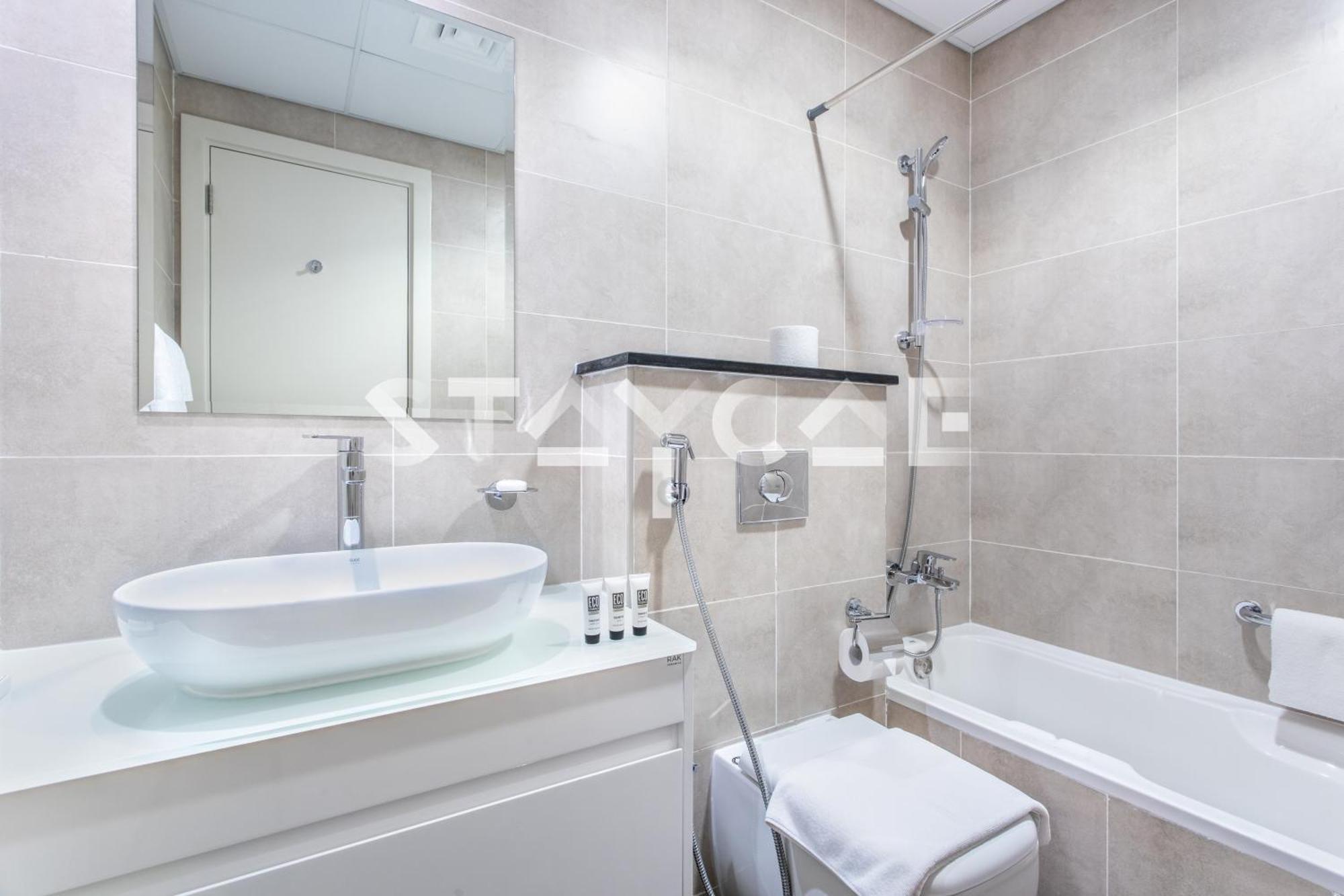 Apartment Staycae Homes - Carson Towers *