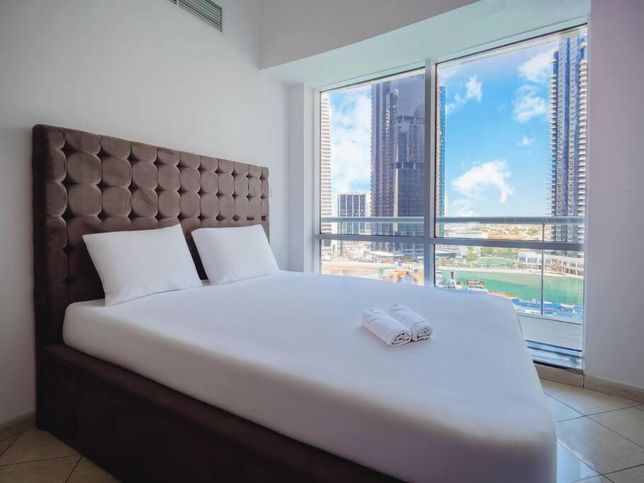 Stunning Skyline- View Modern Cozy Dubai