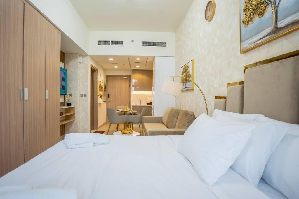 Zapbed House - Azizi Riviera Apartment