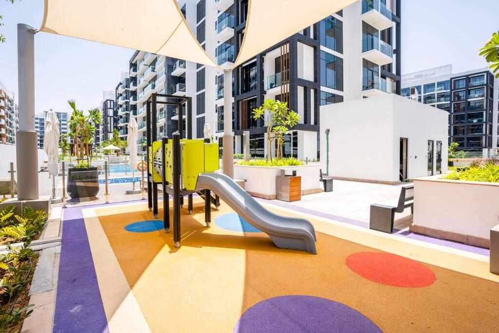 Zapbed House - Azizi Riviera Apartment *