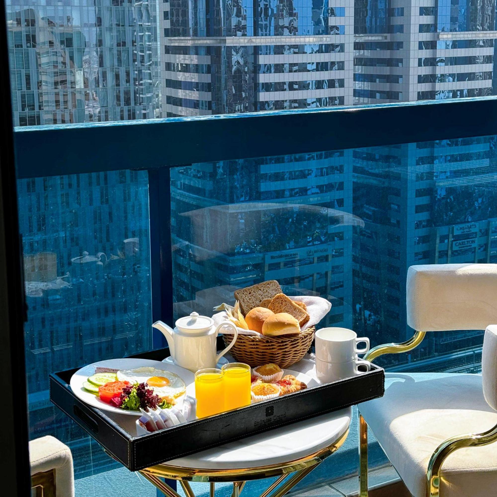 Sunday Mega Sheikh Zayed Road Near Difc Formerly Emirates Grand 3*