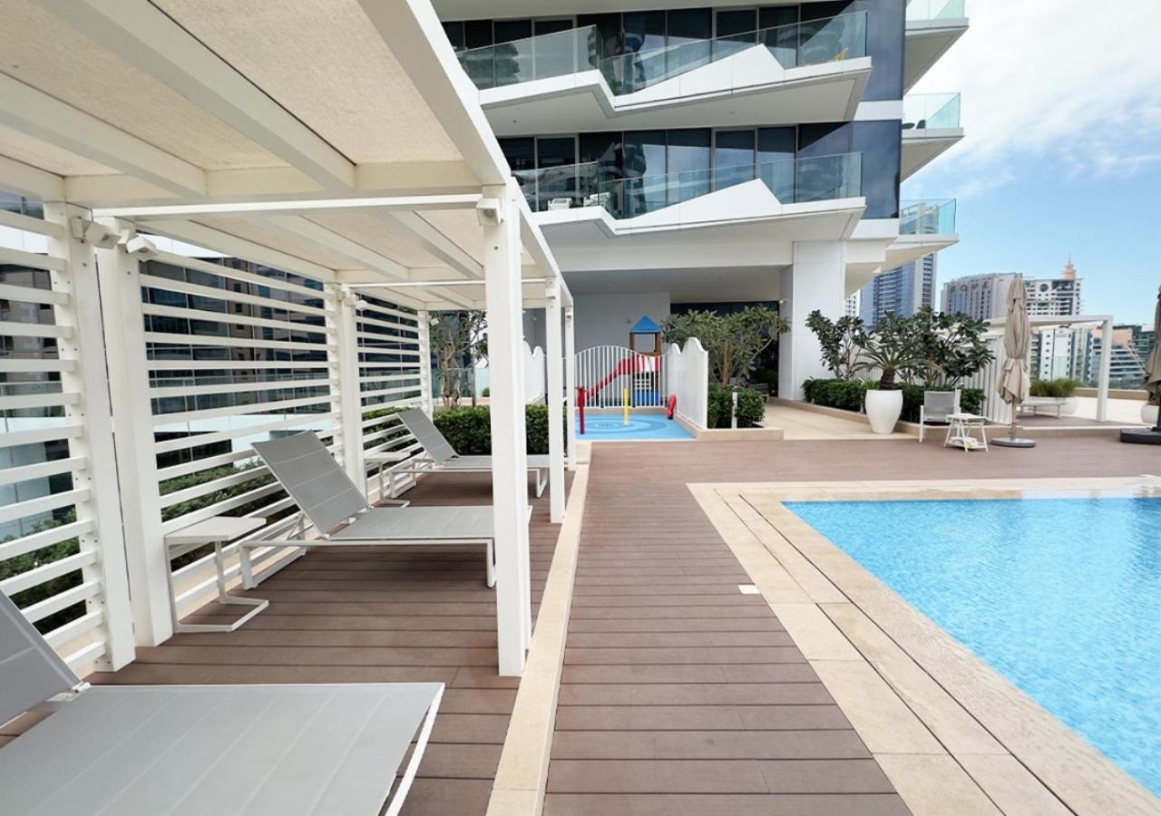 Apartment Stunning 1br In Stella Maris, View, Marina