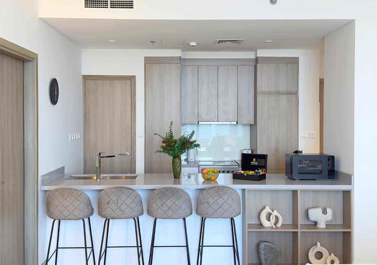 Stunning 1br In Stella Maris, View, Marina Apartment