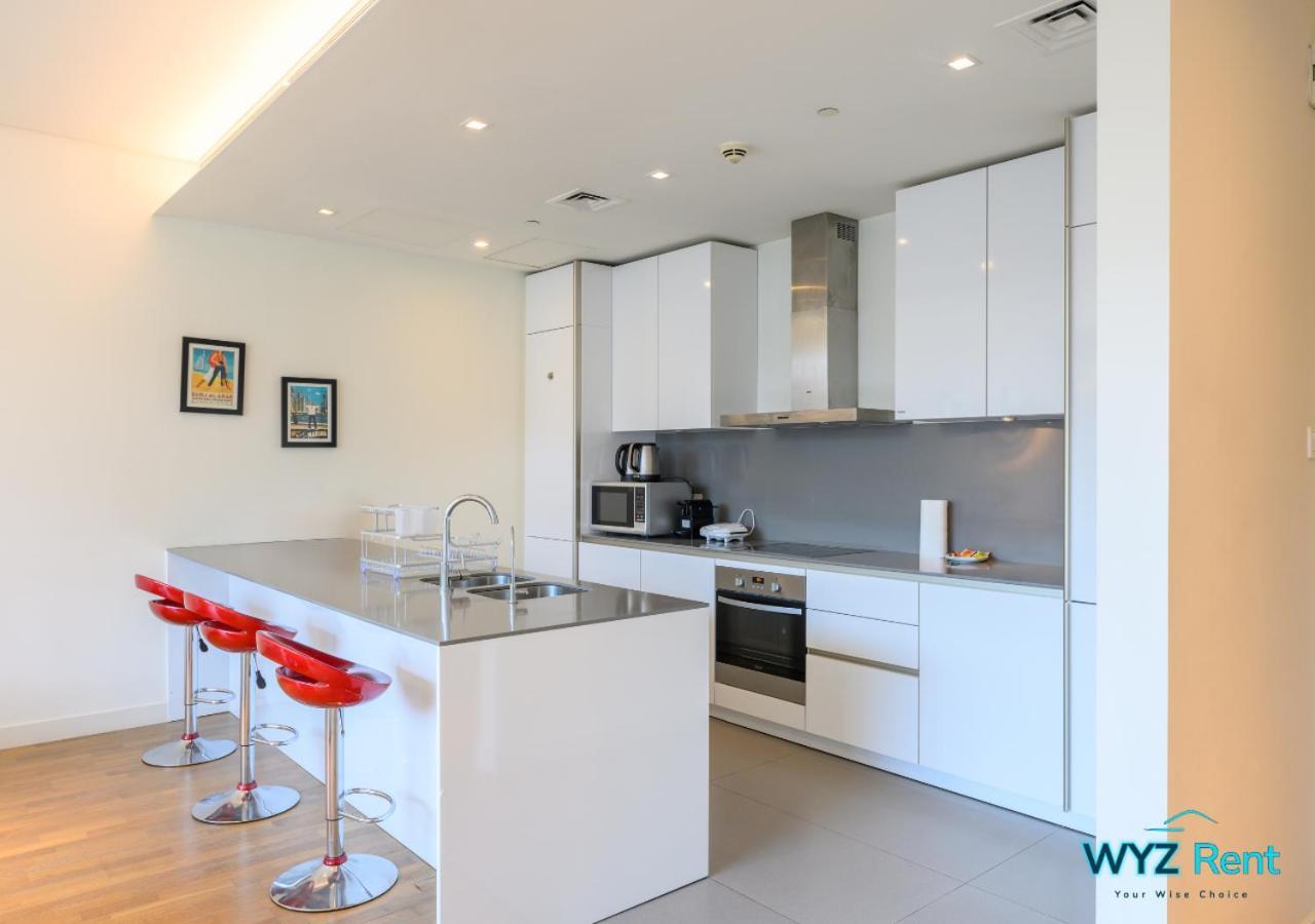 Radiant 1 Bedroom In Walk