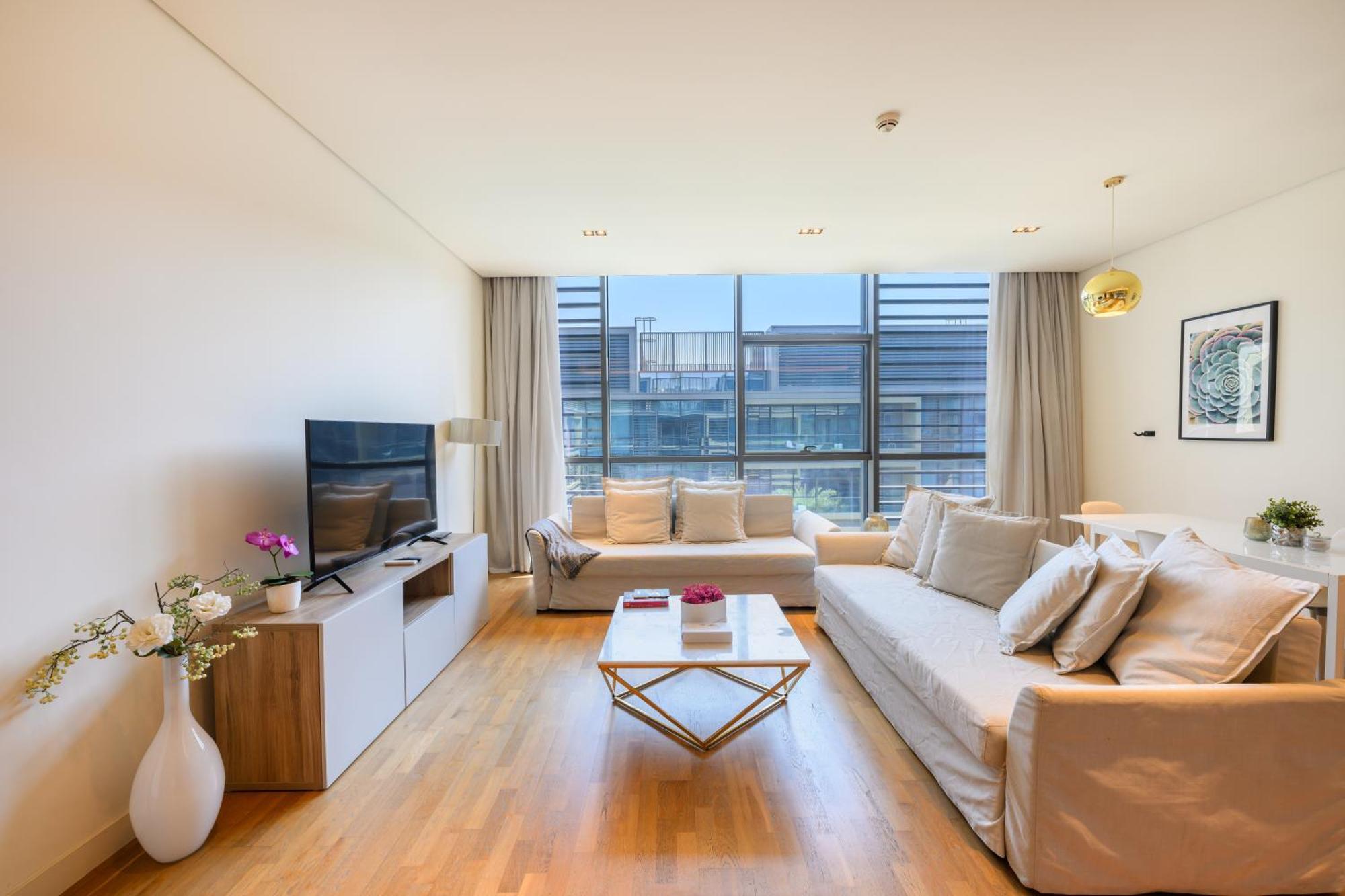 Radiant 1 Bedroom In Walk * Dubai