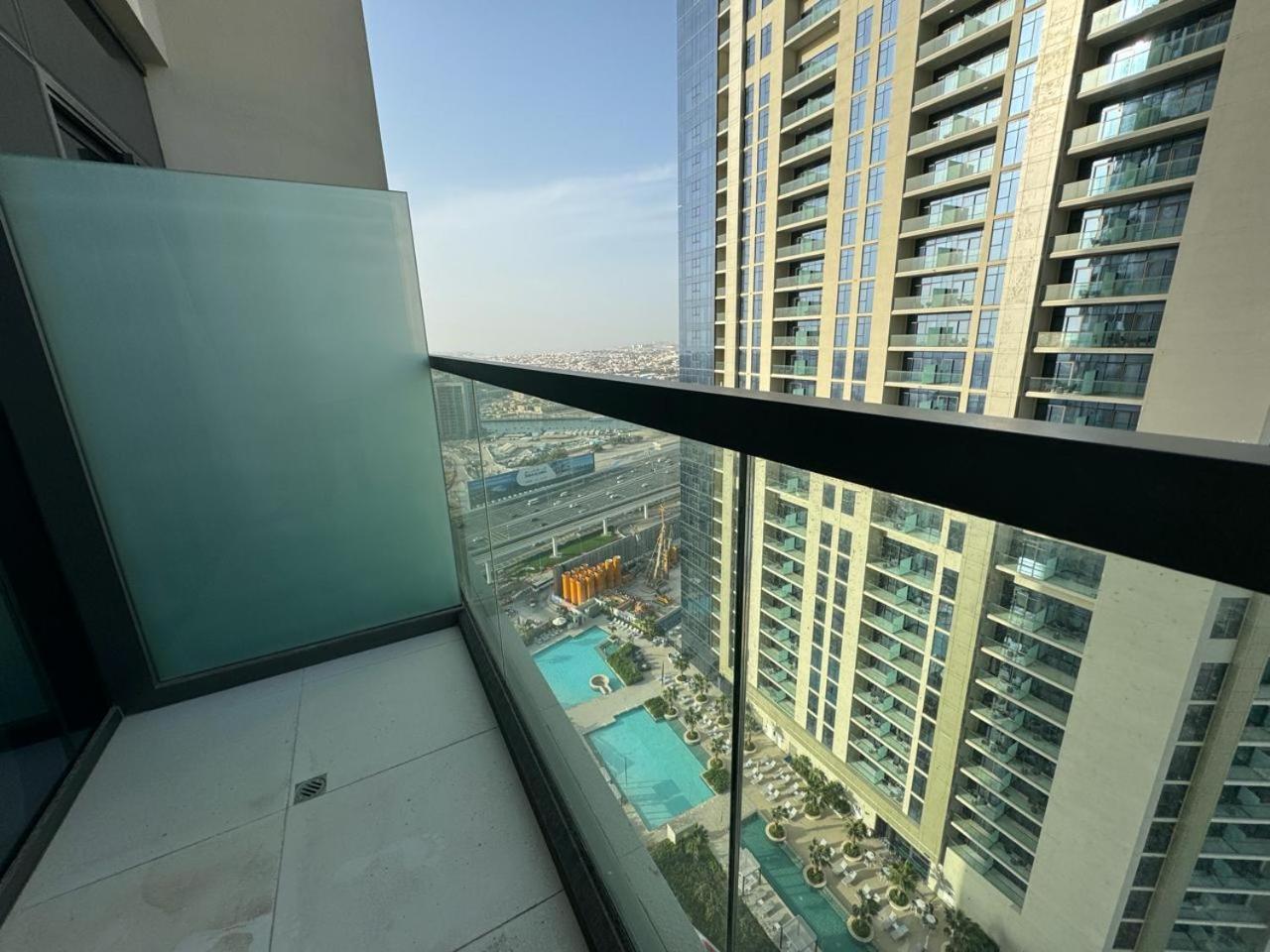 Apartment Luxury Two Bed In Business Bay Dubai