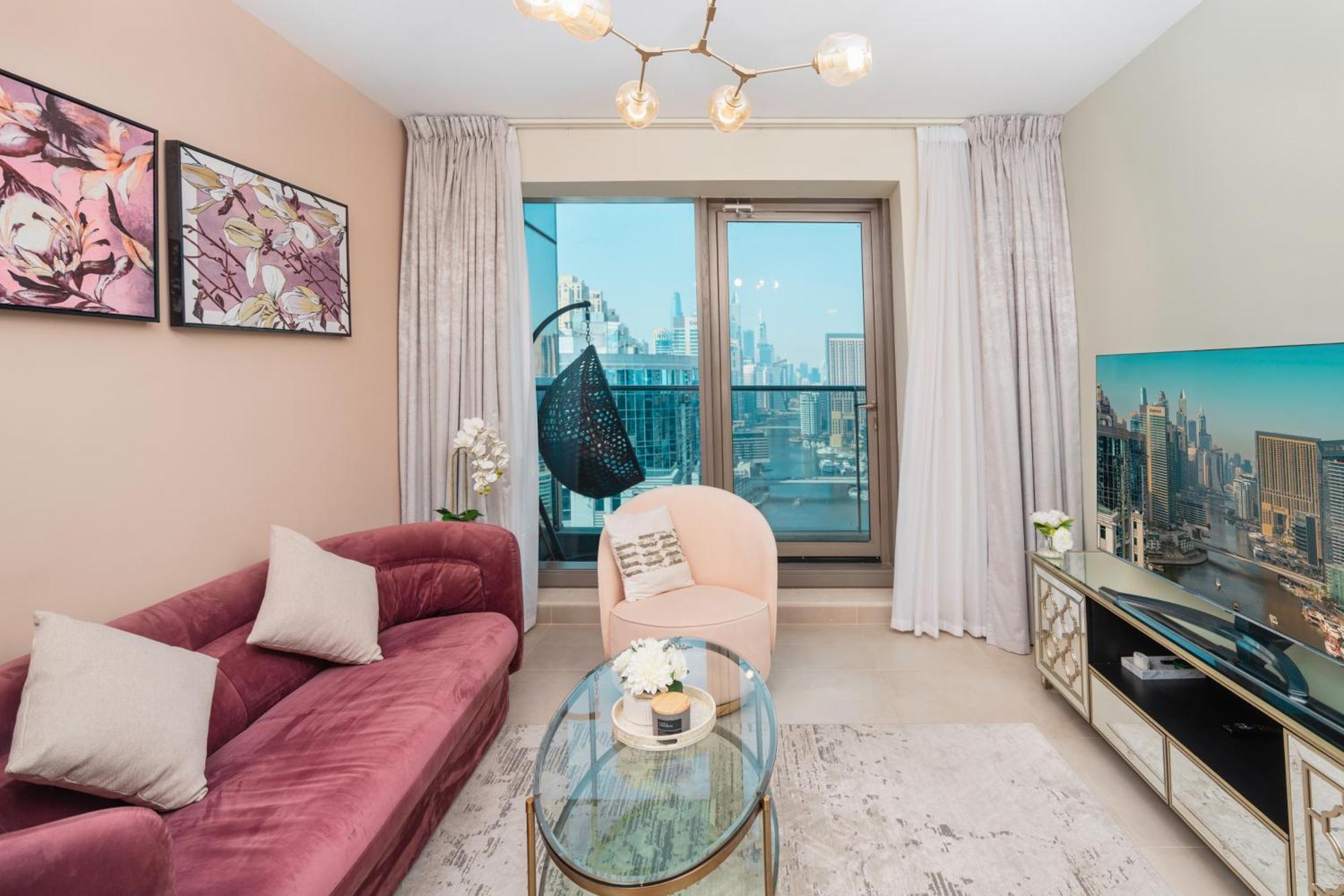 Prime Retreats - Sparkle Tower Marina Apartment Dubai