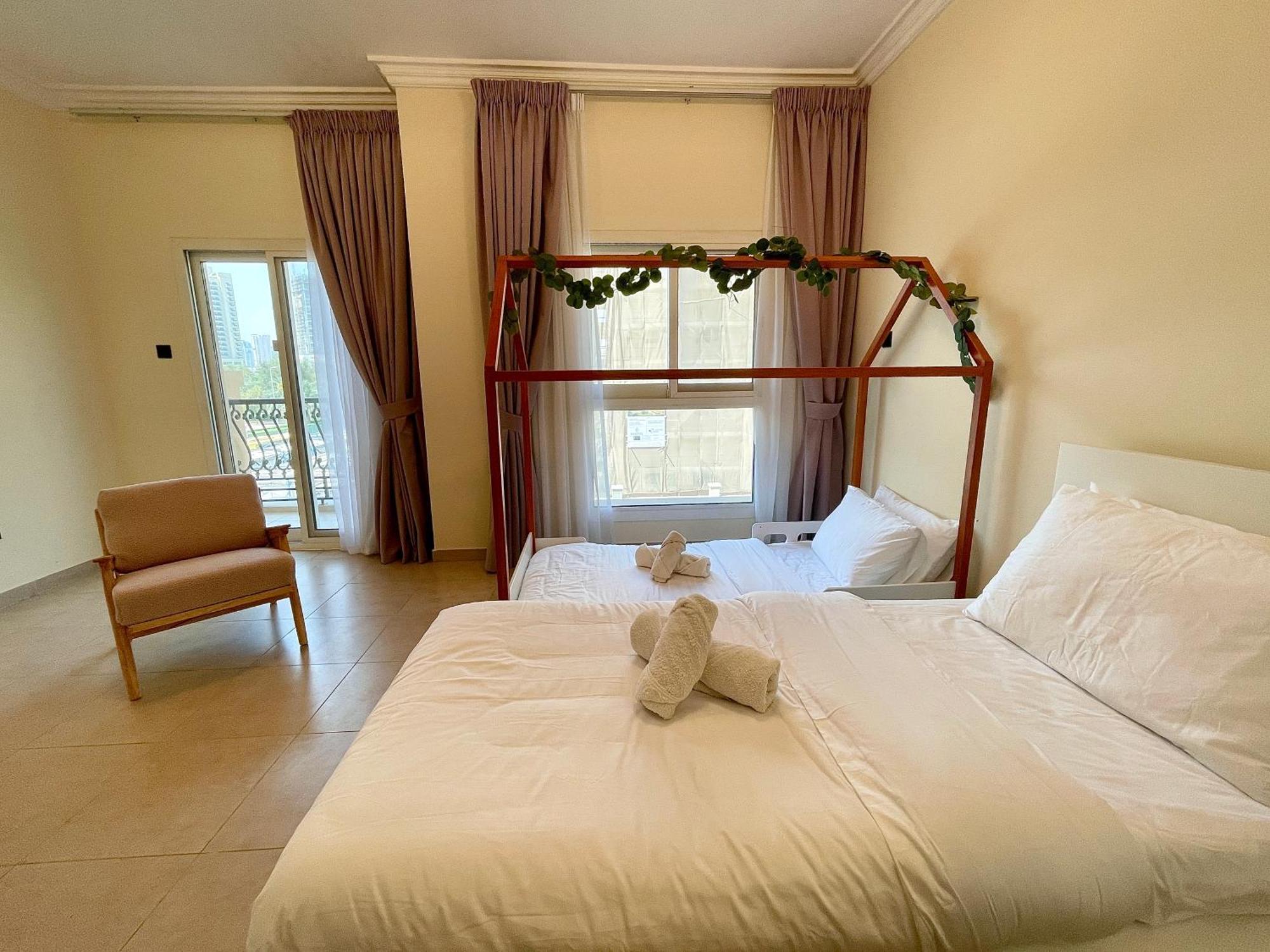 Villa Townhouse With Live-in Maids