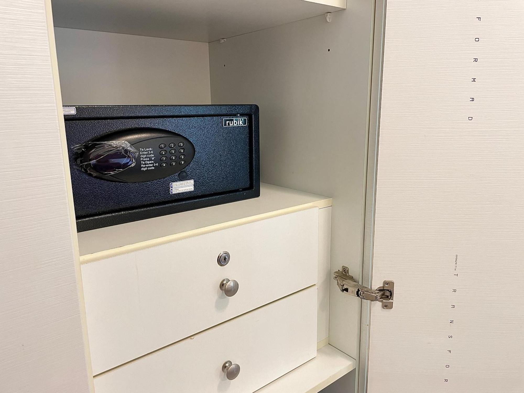 Townhouse With Live-in Maids Dubai