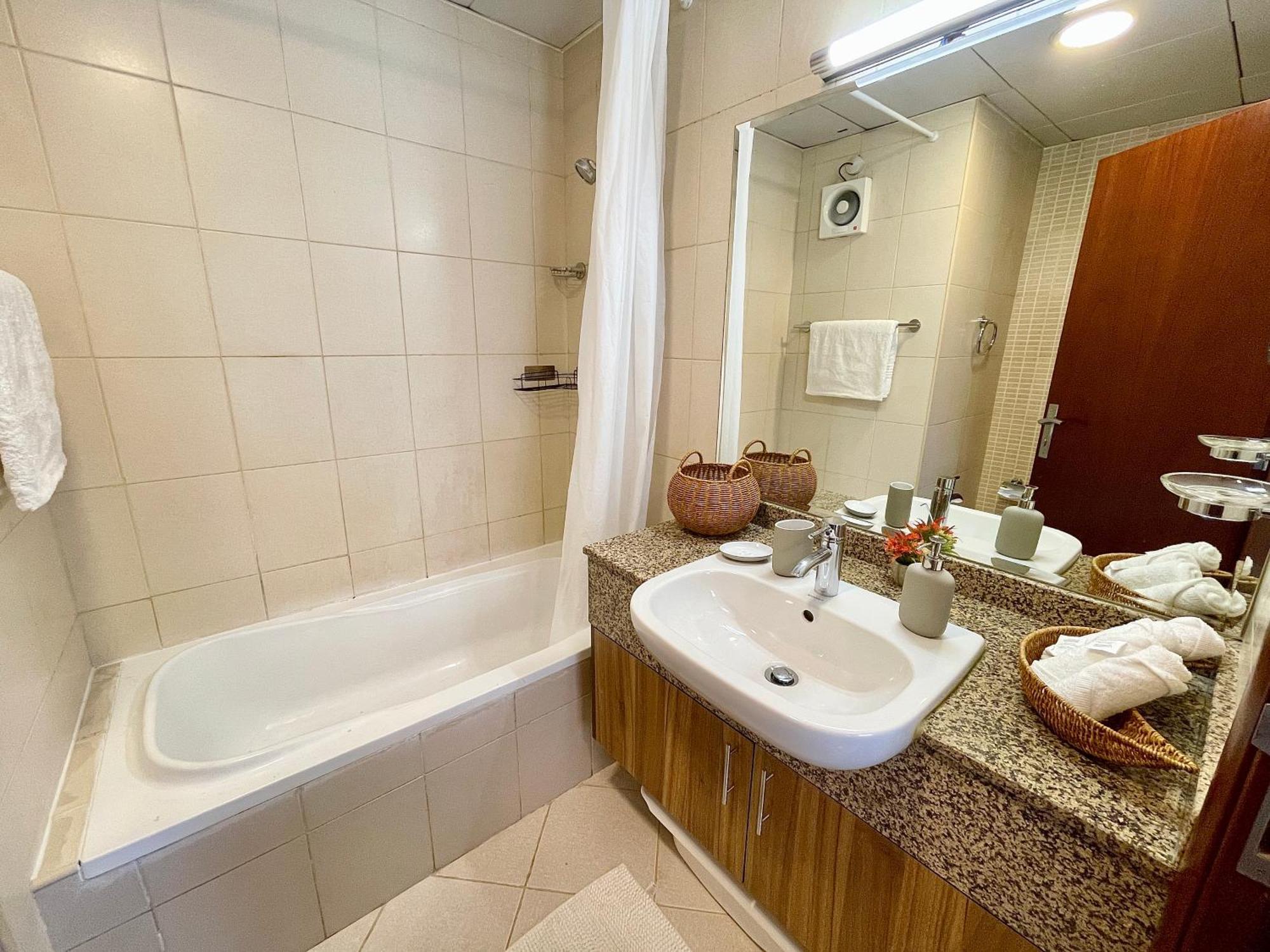 Villa Townhouse With Live-in Maids *