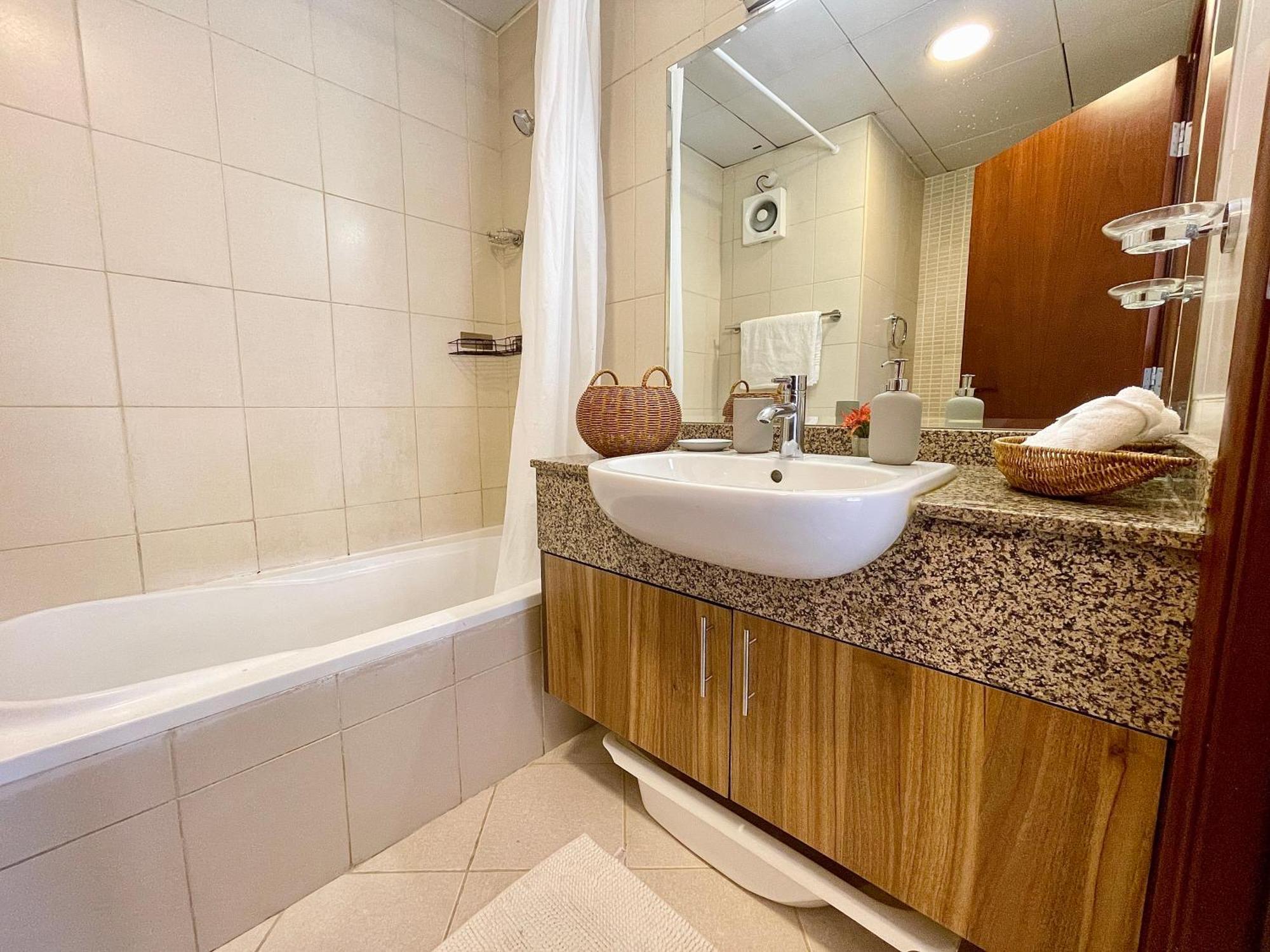 Townhouse With Live-in Maids Villa