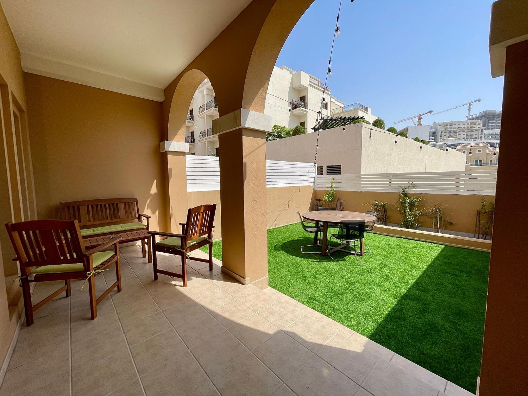 Townhouse With Live-in Maids Dubai