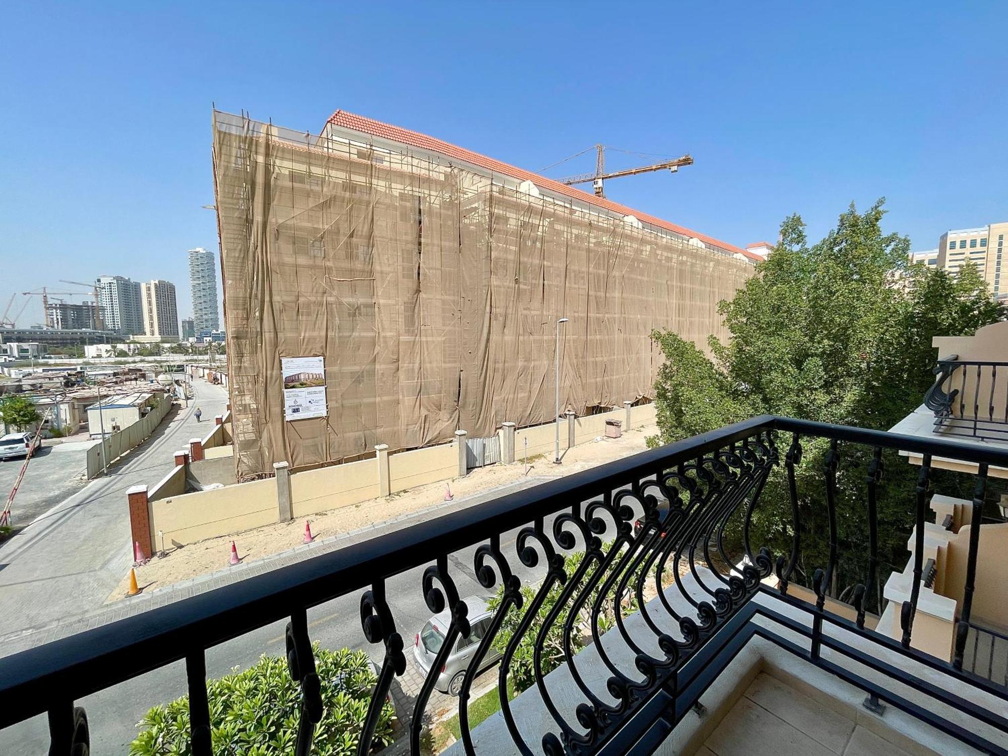 Townhouse With Live-in Maids Dubai