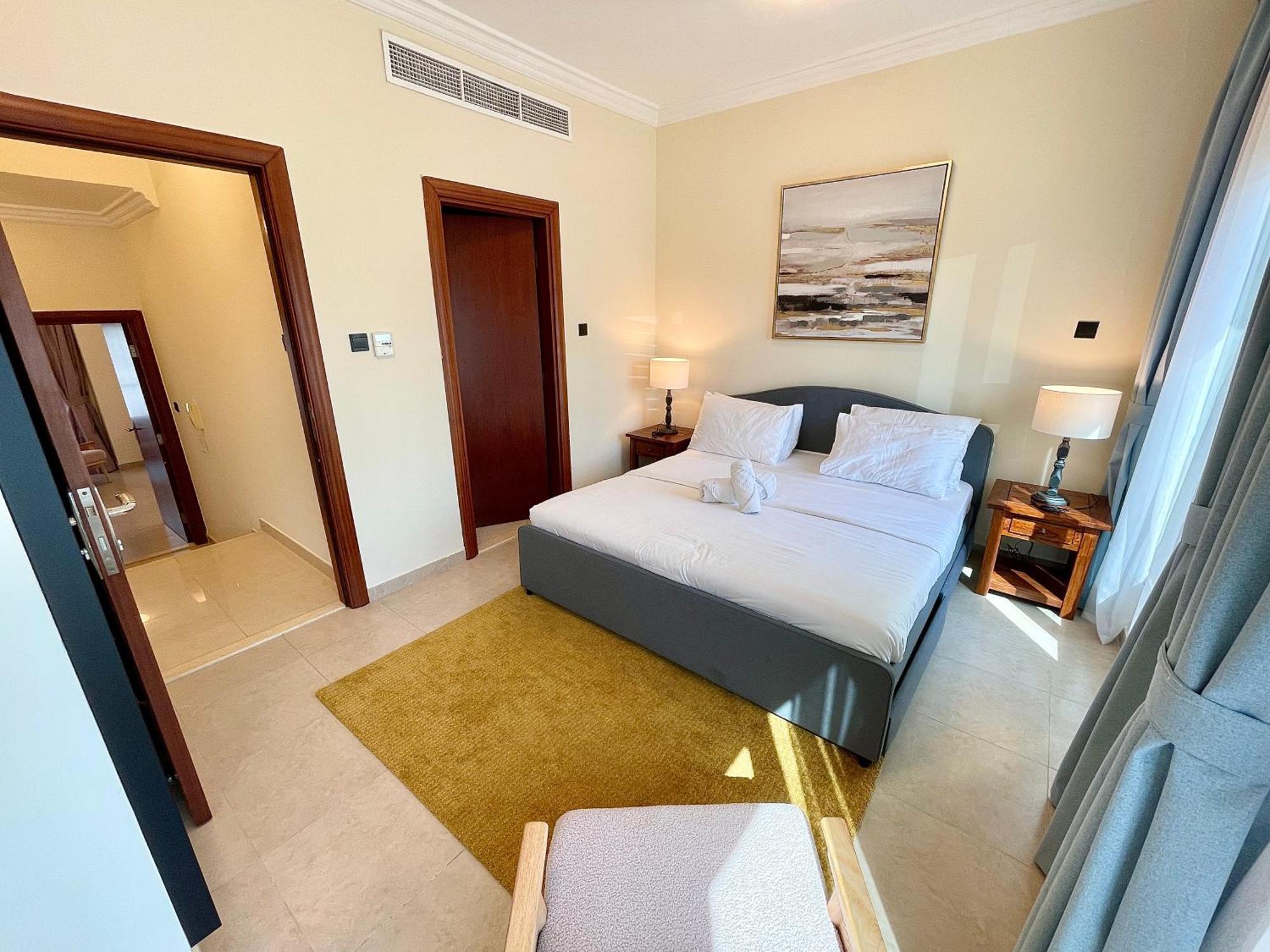 Villa Townhouse With Live-in Maids *