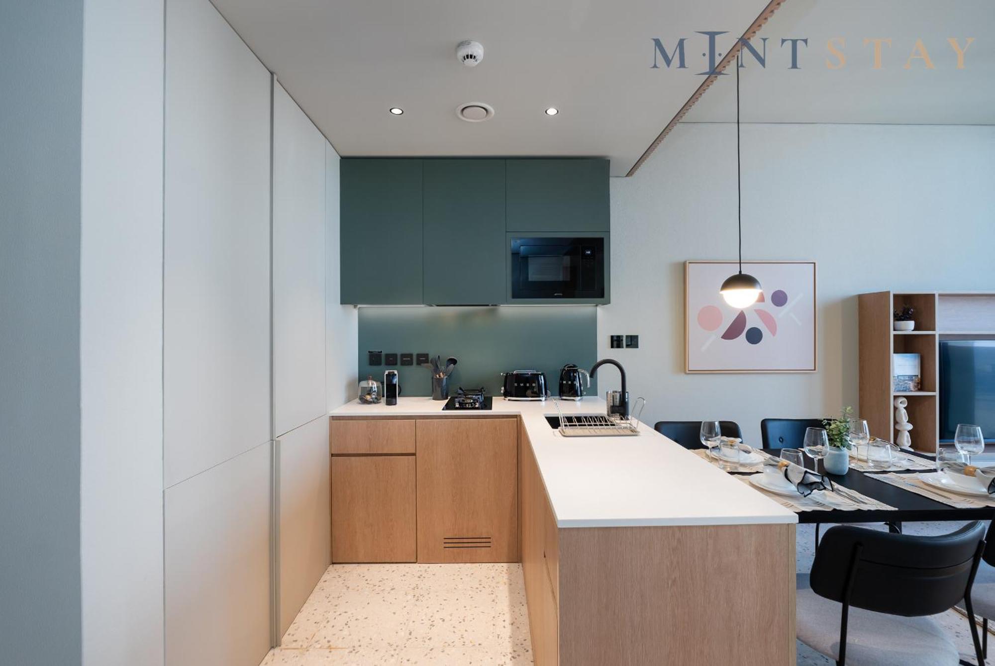 Upside Living, Business Bay - Mint Apartment