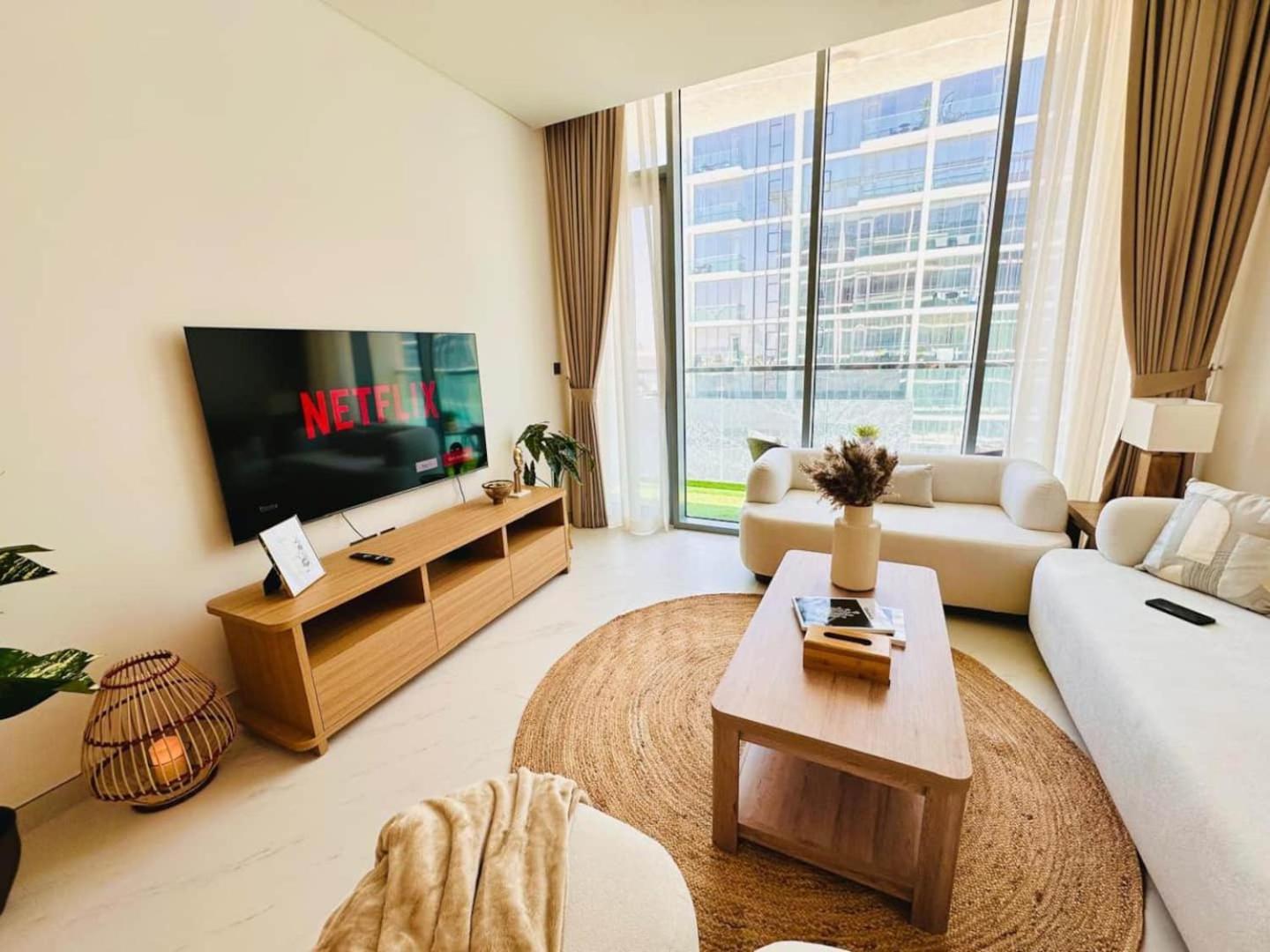 Fully Furnished 1br W Relaxing Lagoon View