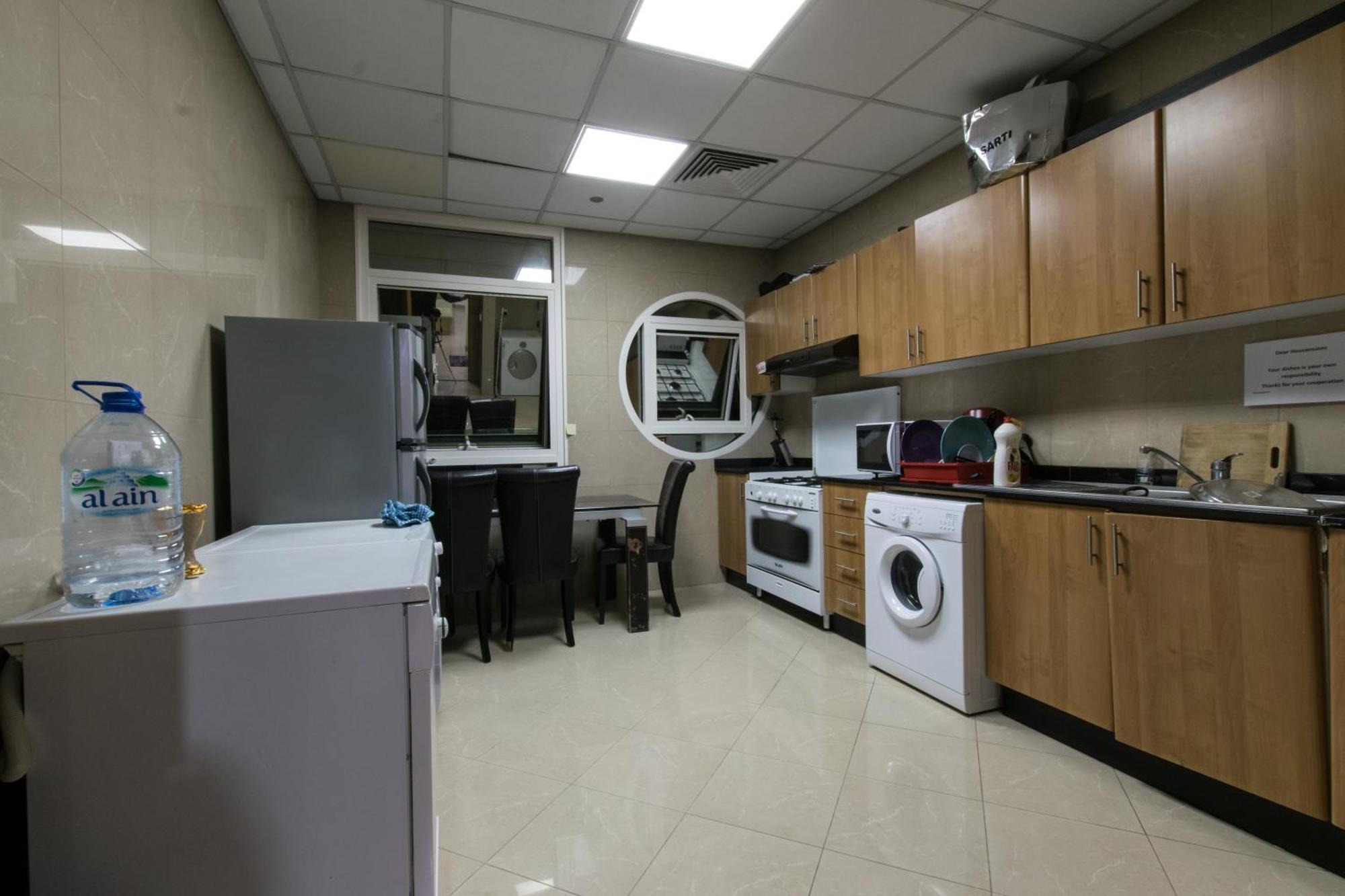 Spacious For Girls In Marina فتيات فقط *