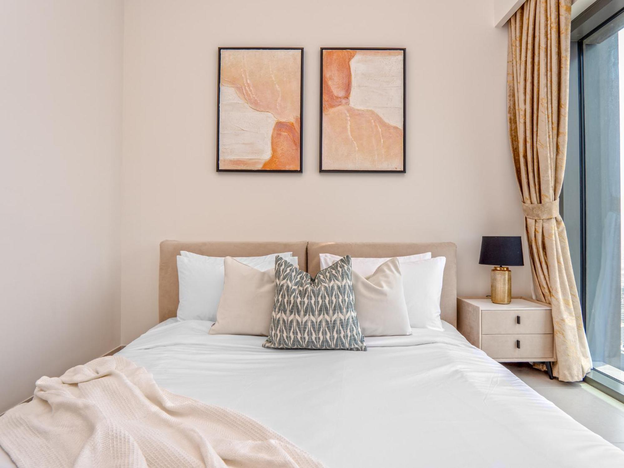 Easygo - 3br & Maid With Full Burj Khalifa And Fountain View Burj Royale Dw *