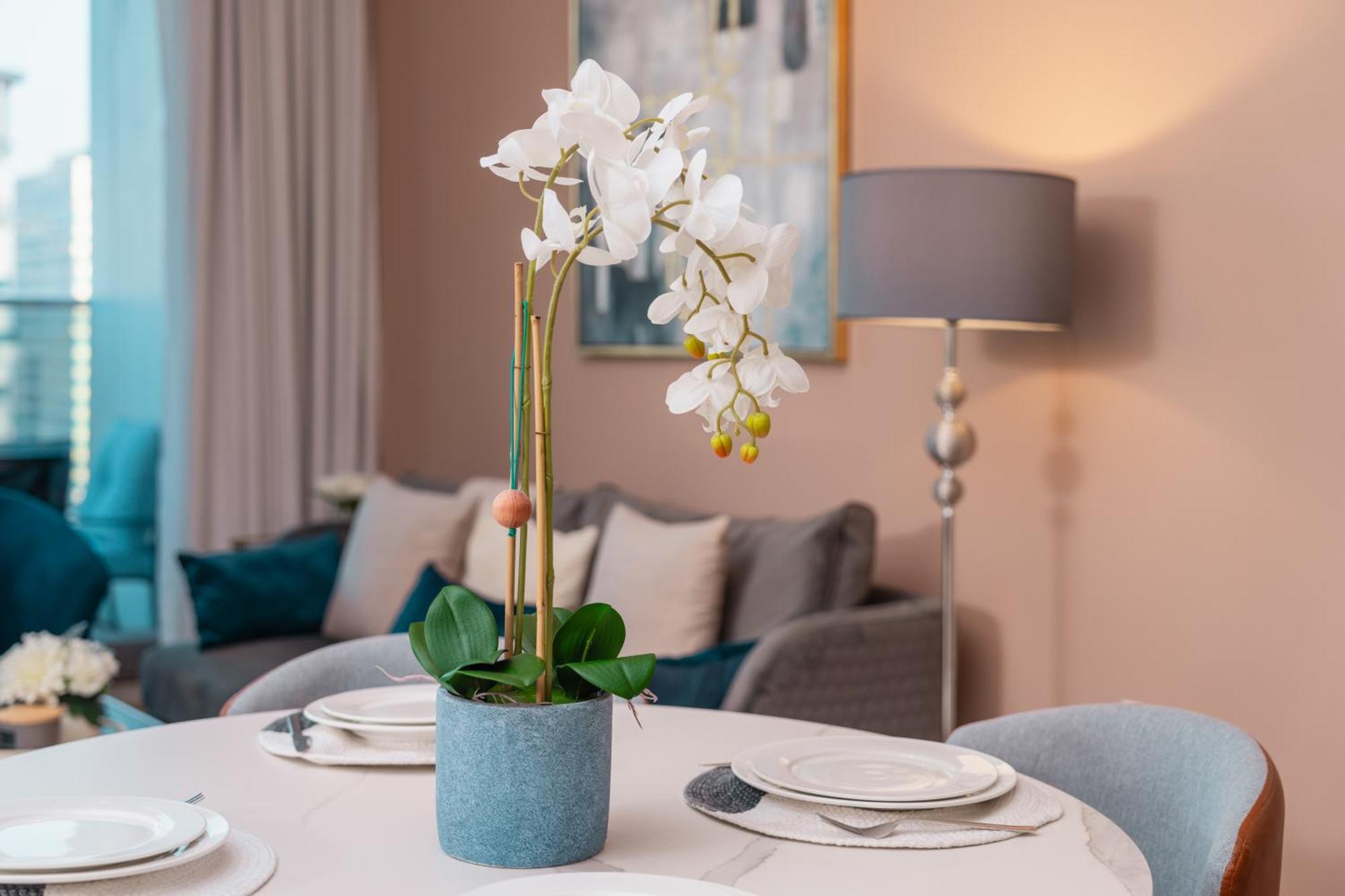 Prime Retreats - Sparkle Tower Marina Apartment