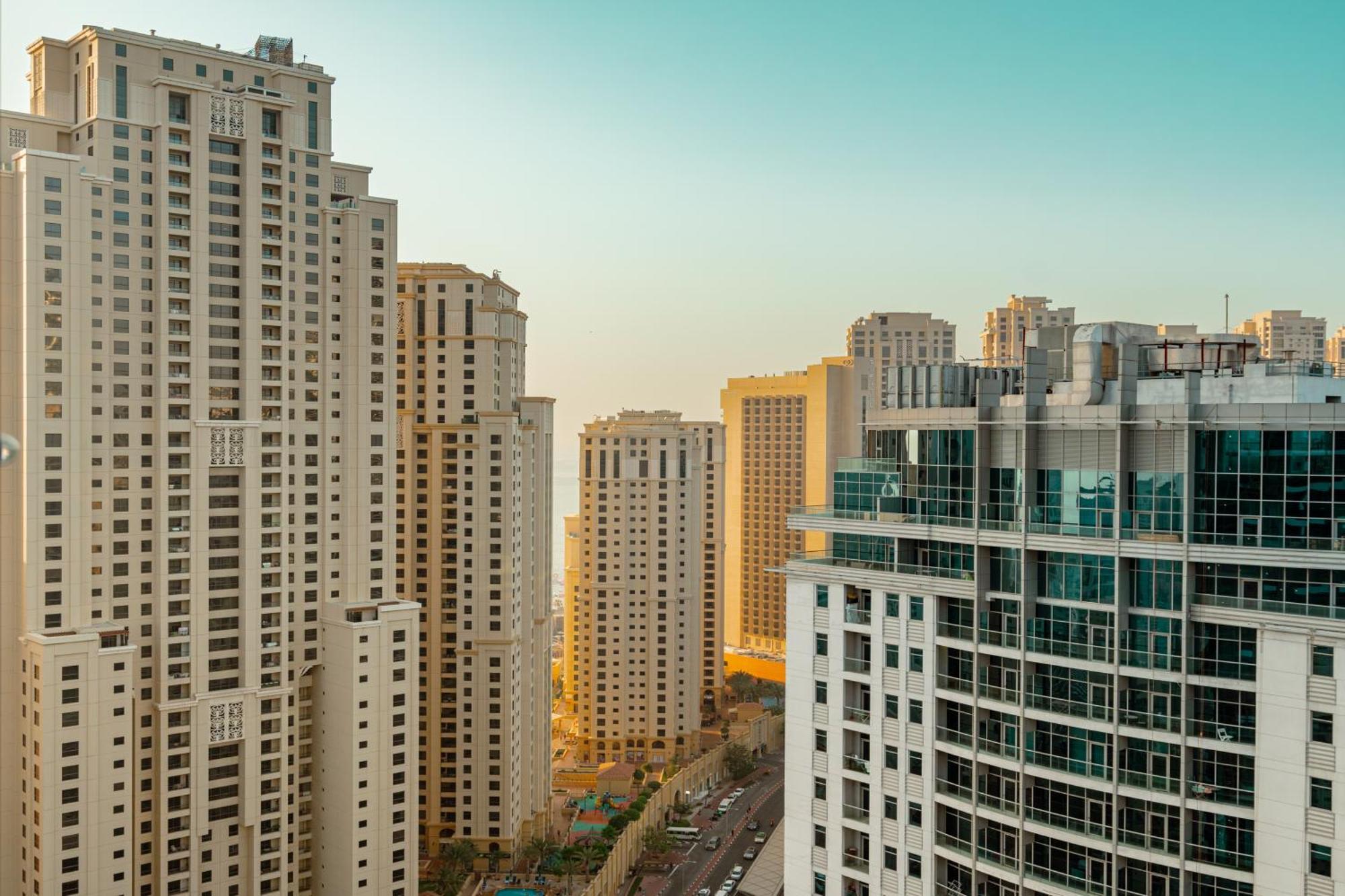 Prime Retreats - Sparkle Tower Marina Apartment *