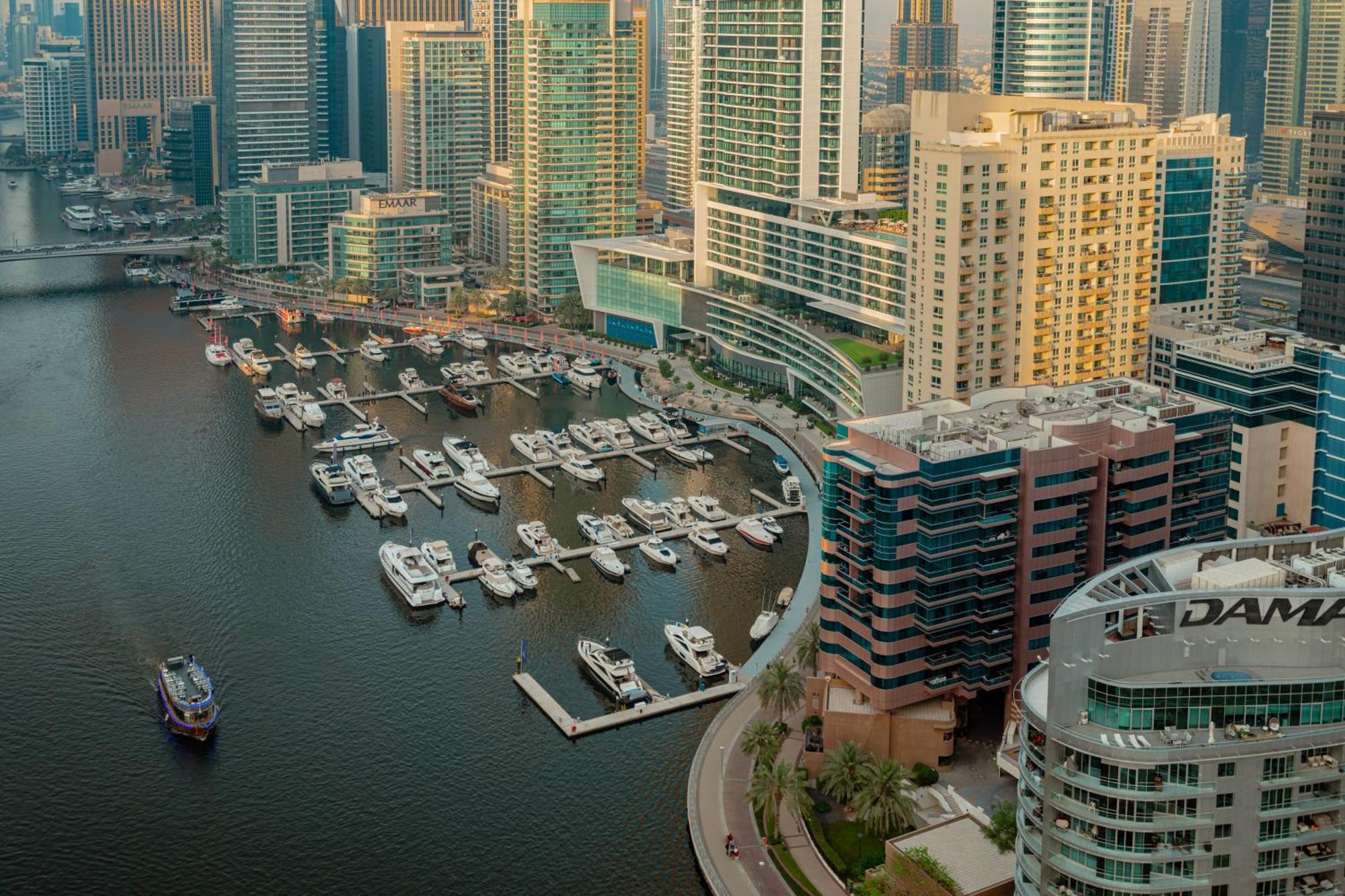 Apartment Prime Retreats - Sparkle Tower Marina Dubai