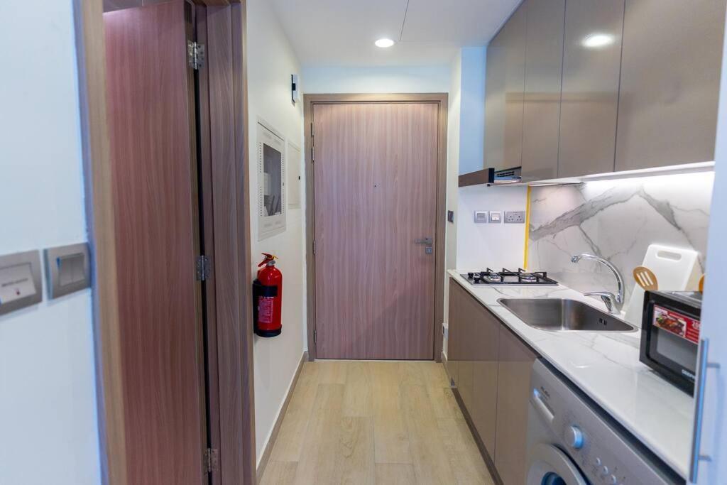 Apartment Chic Just 10 Min To Downtown *