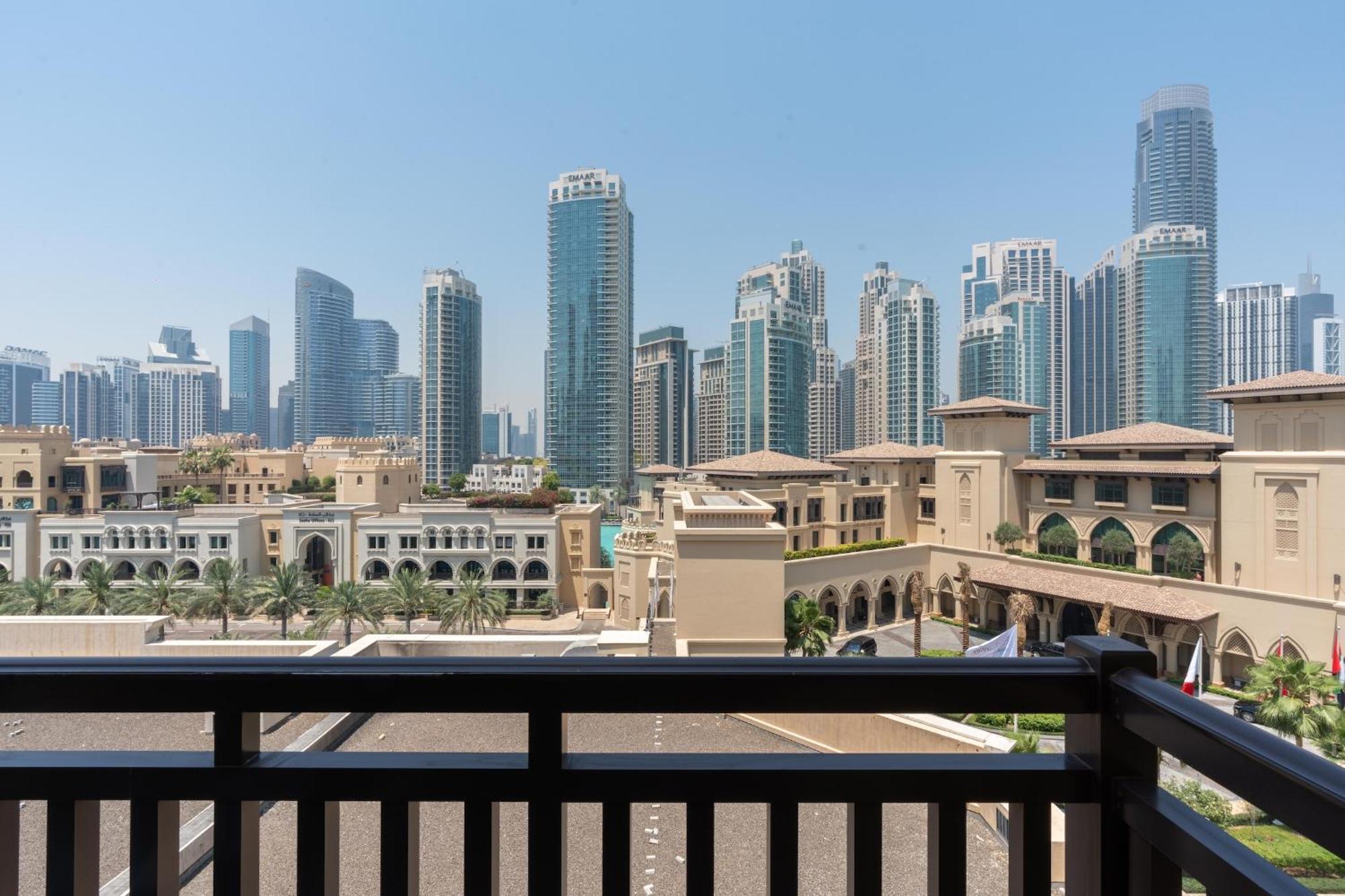 Souq Al Bahar & Downtown - Cityapartmentstay *