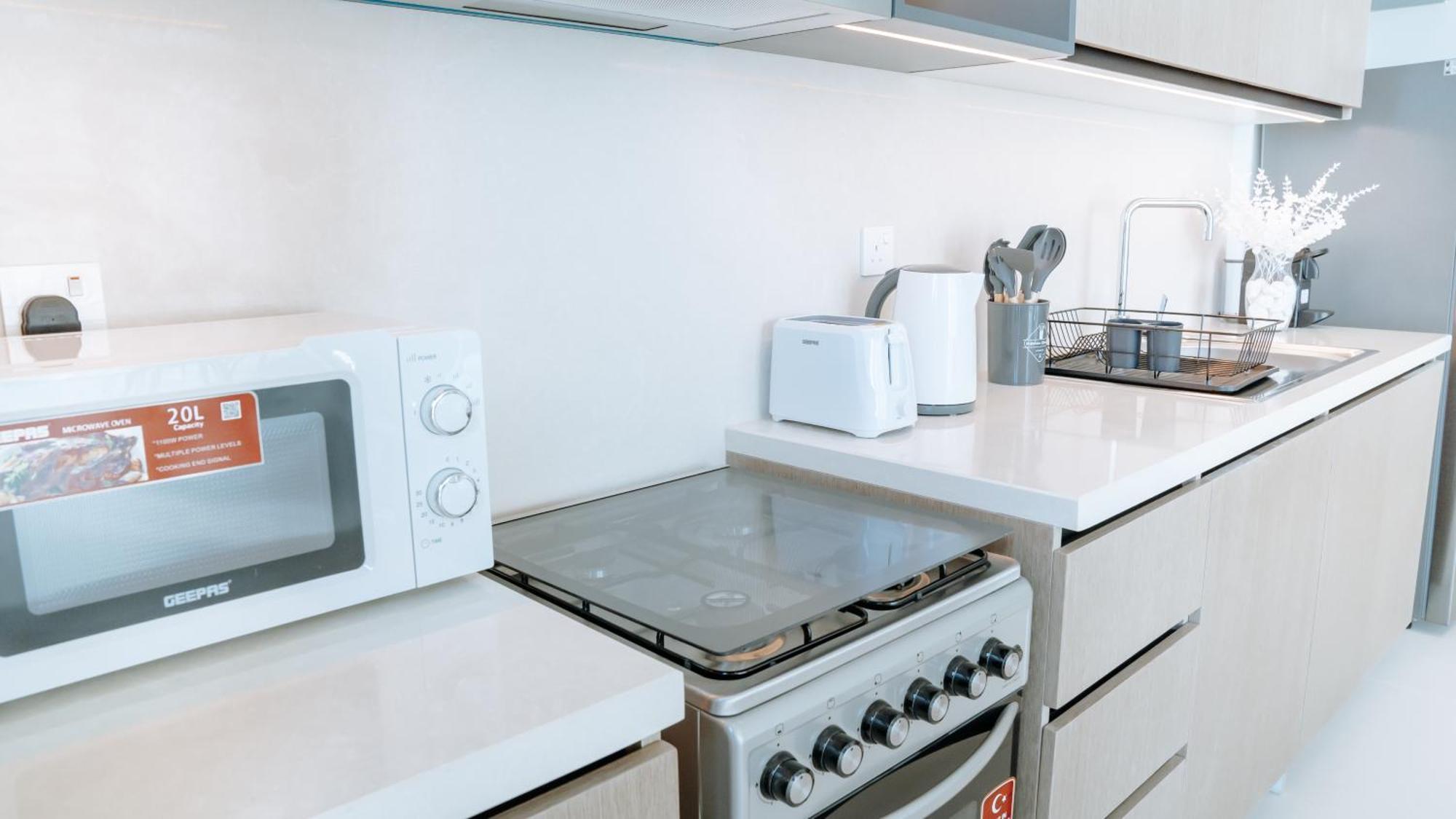 Modern 2br Near Mall & Burj Khalif Holiday home *