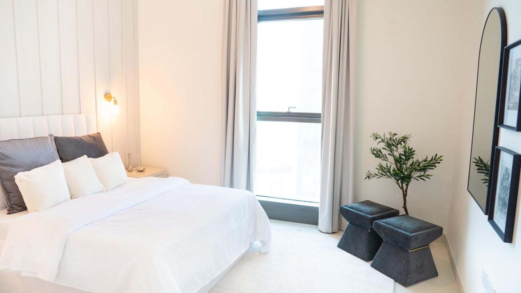 Modern 2br Near Mall & Burj Khalif Dubai
