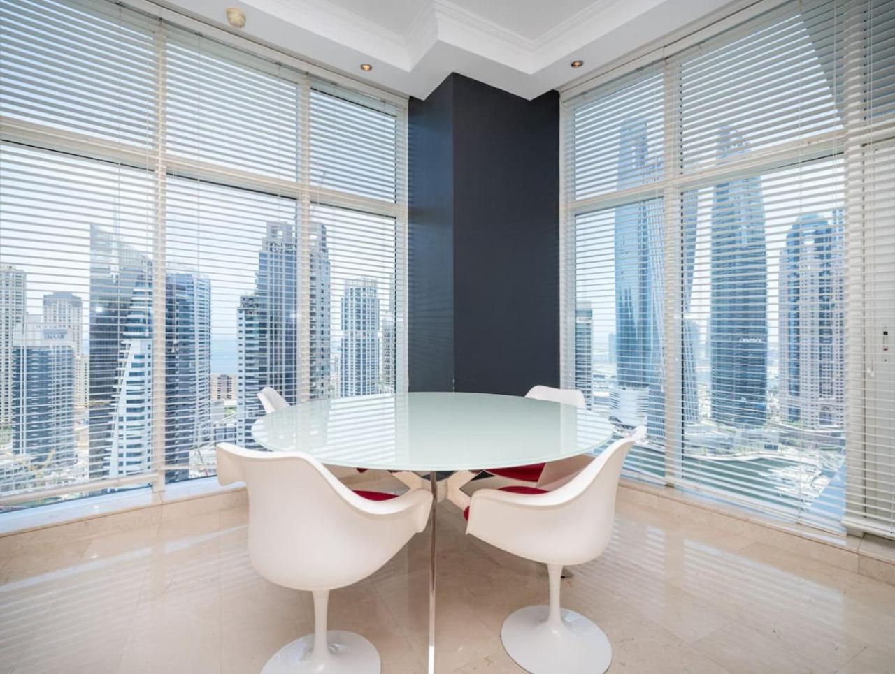 Luxury 2 Bed With Private Bar And Full Marina View