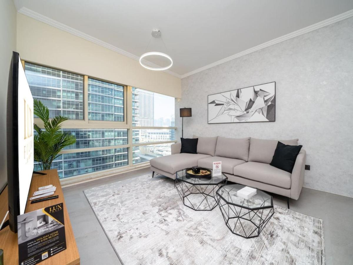 Apartment Stylish Upgraded 1 Bedroom Marina Escape Dubai