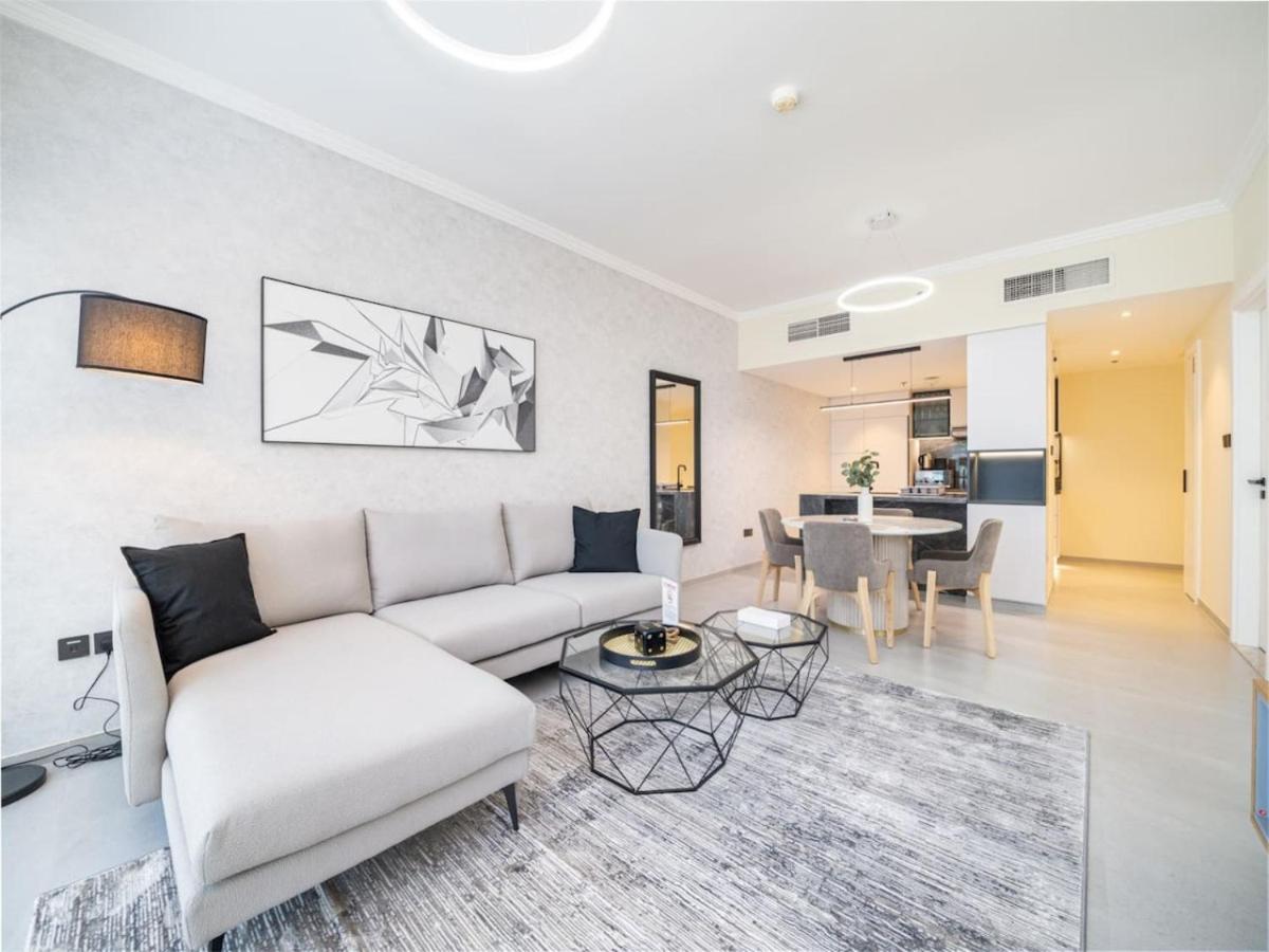 Stylish Upgraded 1 Bedroom Marina Escape *