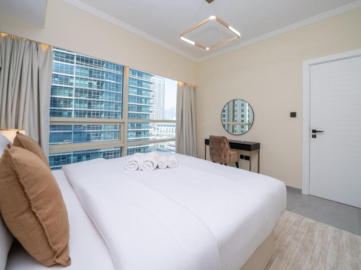 Stylish Upgraded 1 Bedroom Marina Escape