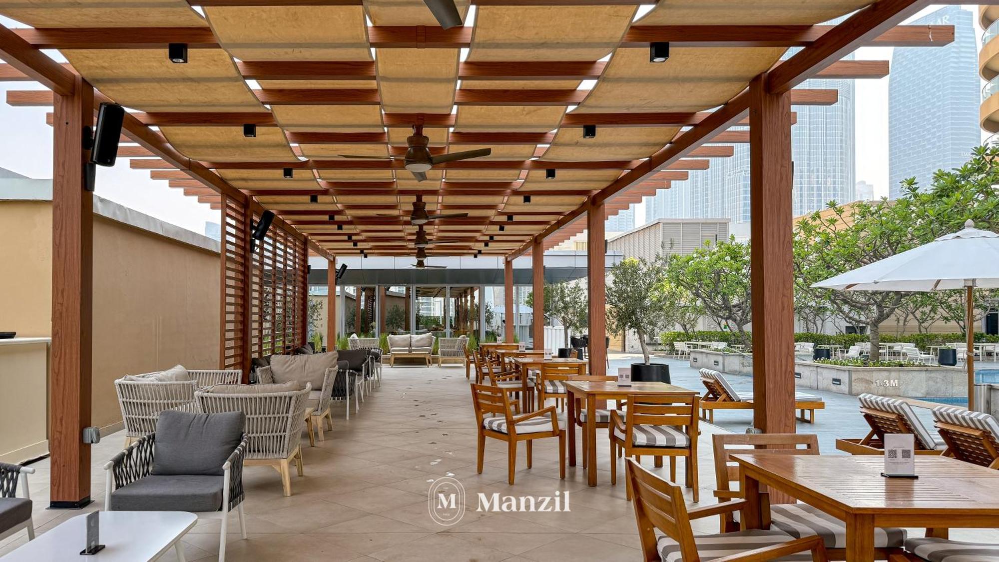 Manzil - With Direct Access To Mall Apartment *