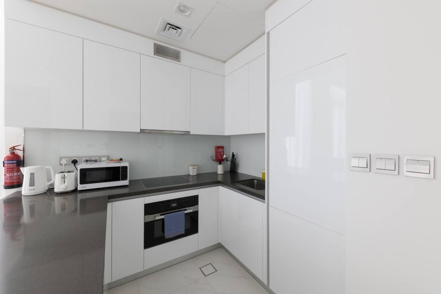 District One, Mbr Brand New Full Lagoon View Dubai