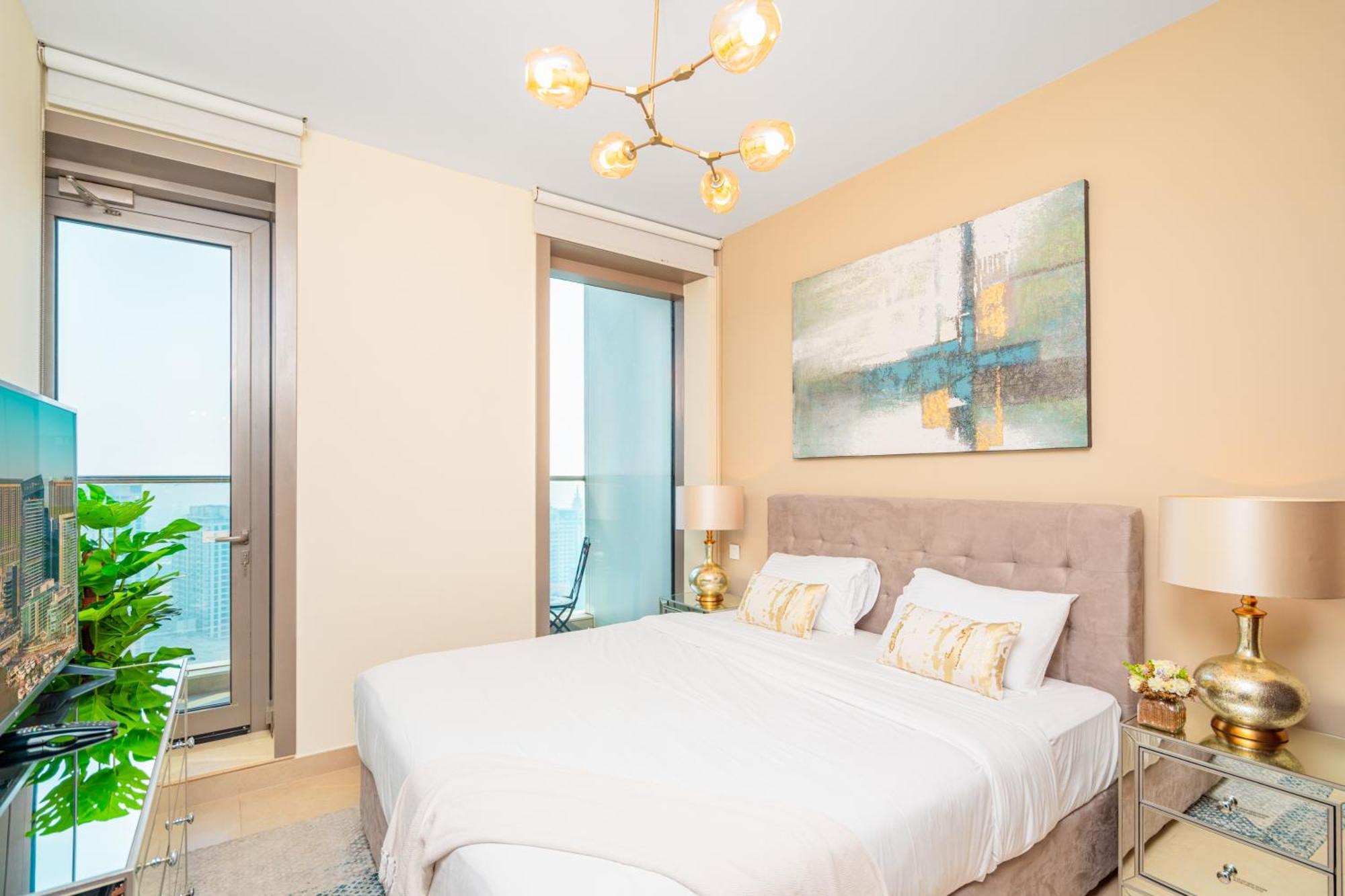 Prime Retreats - Sparkle Tower Marina Apartment