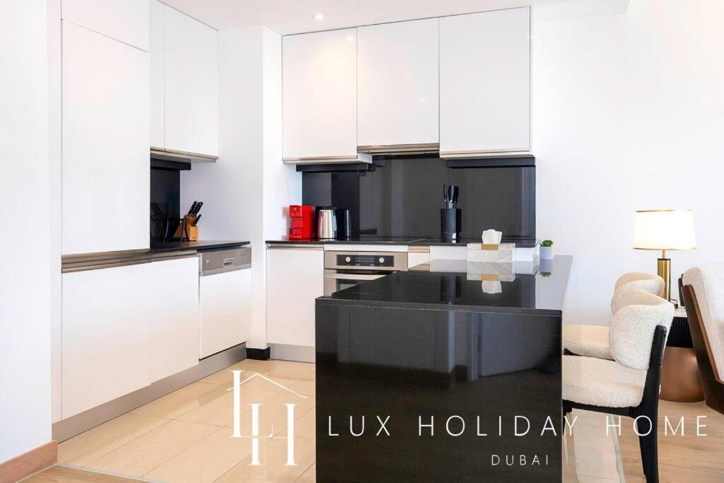 Lux The Jw Marina 2 Apartment Dubai