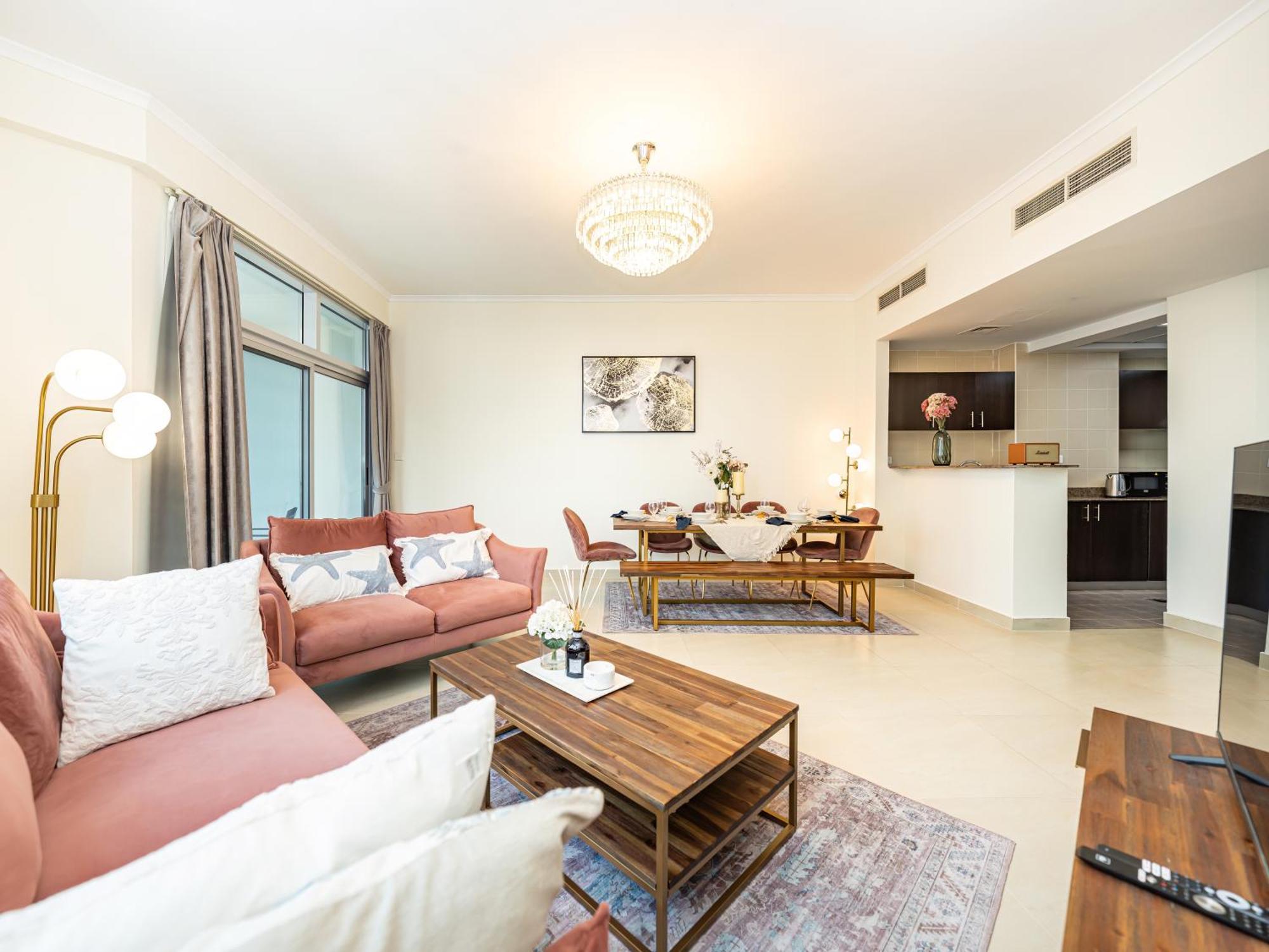 Apartment Marina Views - 2br Luxury Apartment, High Floor, Torch Marina Dubai