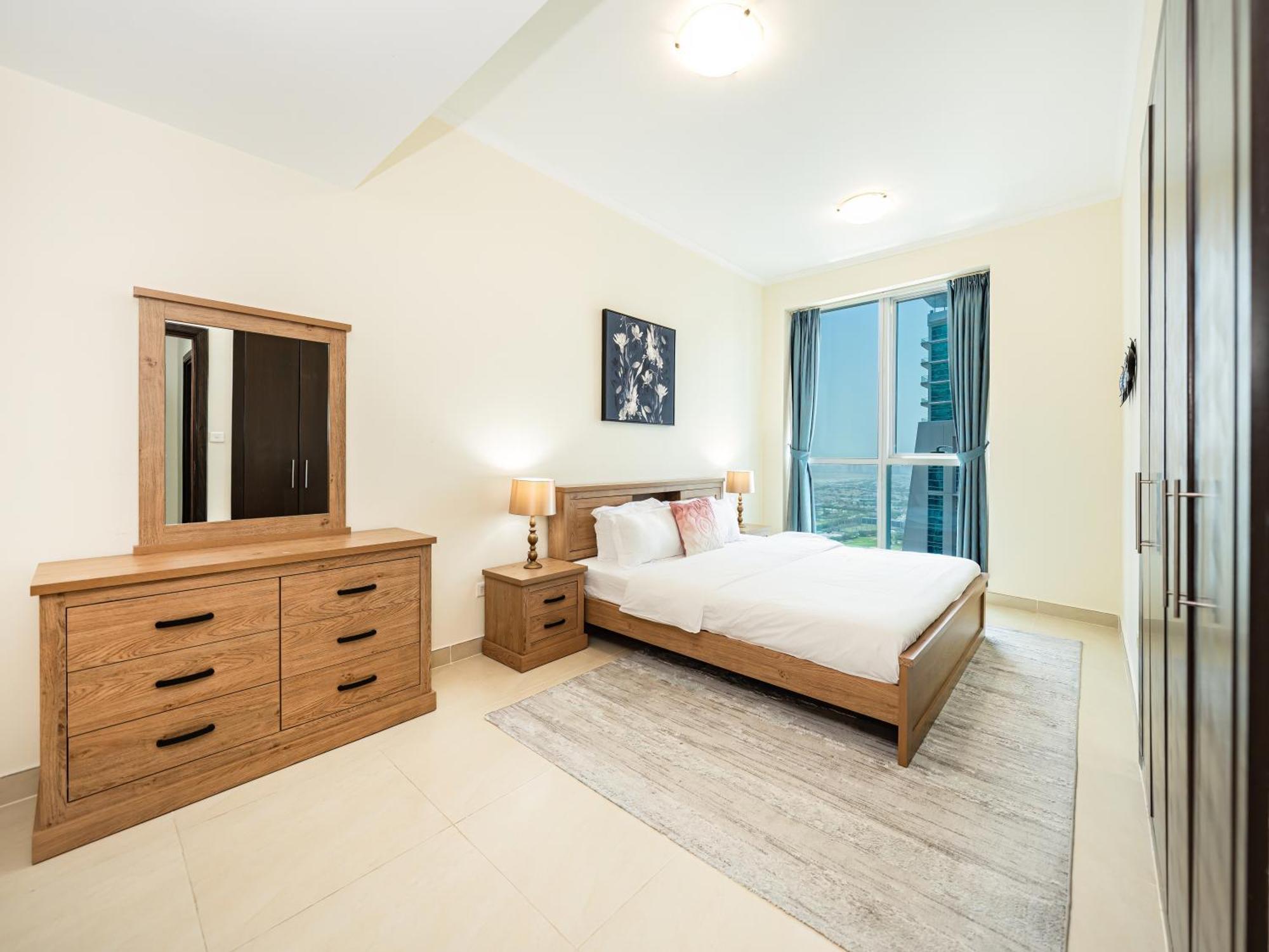 Marina Views - 2br Luxury Apartment, High Floor, Torch Marina Dubai