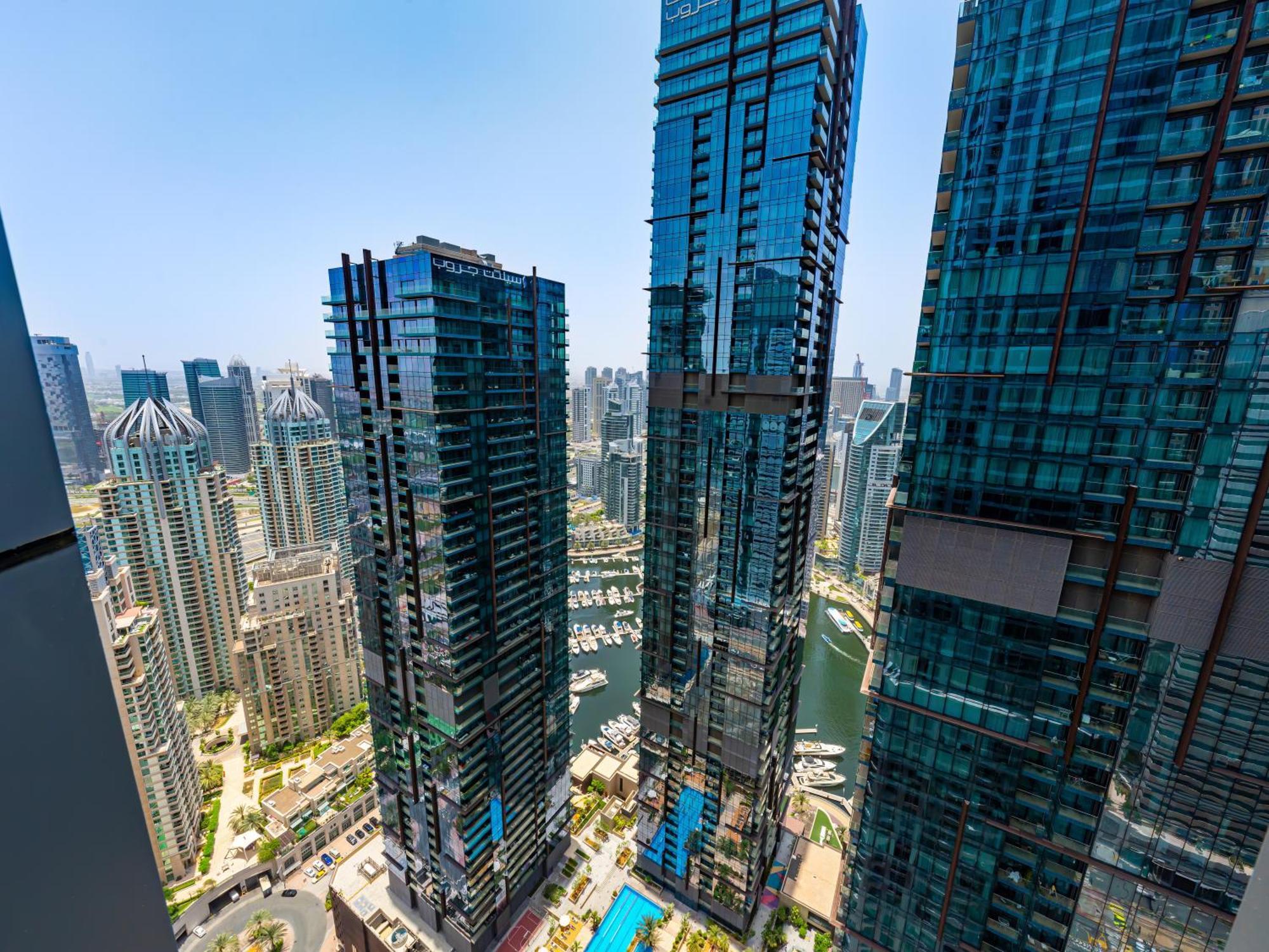 Marina Views - 2br Luxury Apartment, High Floor, Torch Marina *