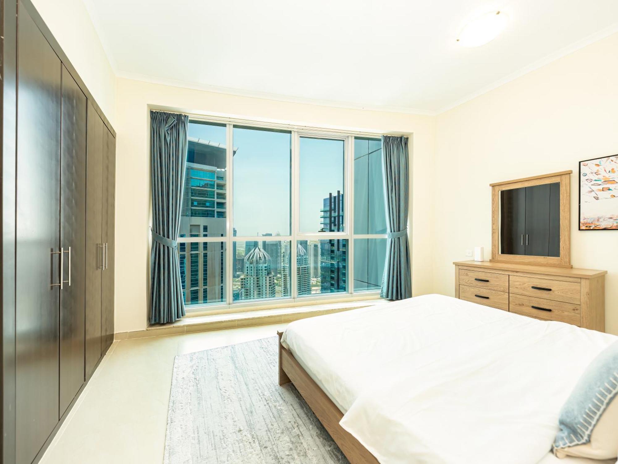 Apartment Marina Views - 2br Luxury Apartment, High Floor, Torch Marina Dubai