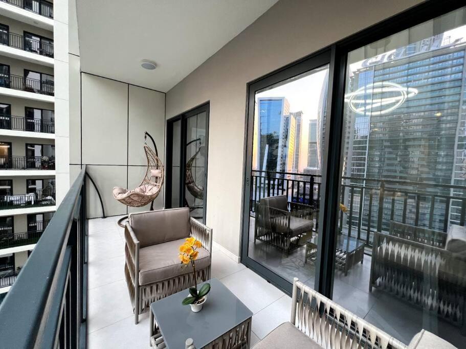 Cozy Pool View 1bhk 4pax Dubai