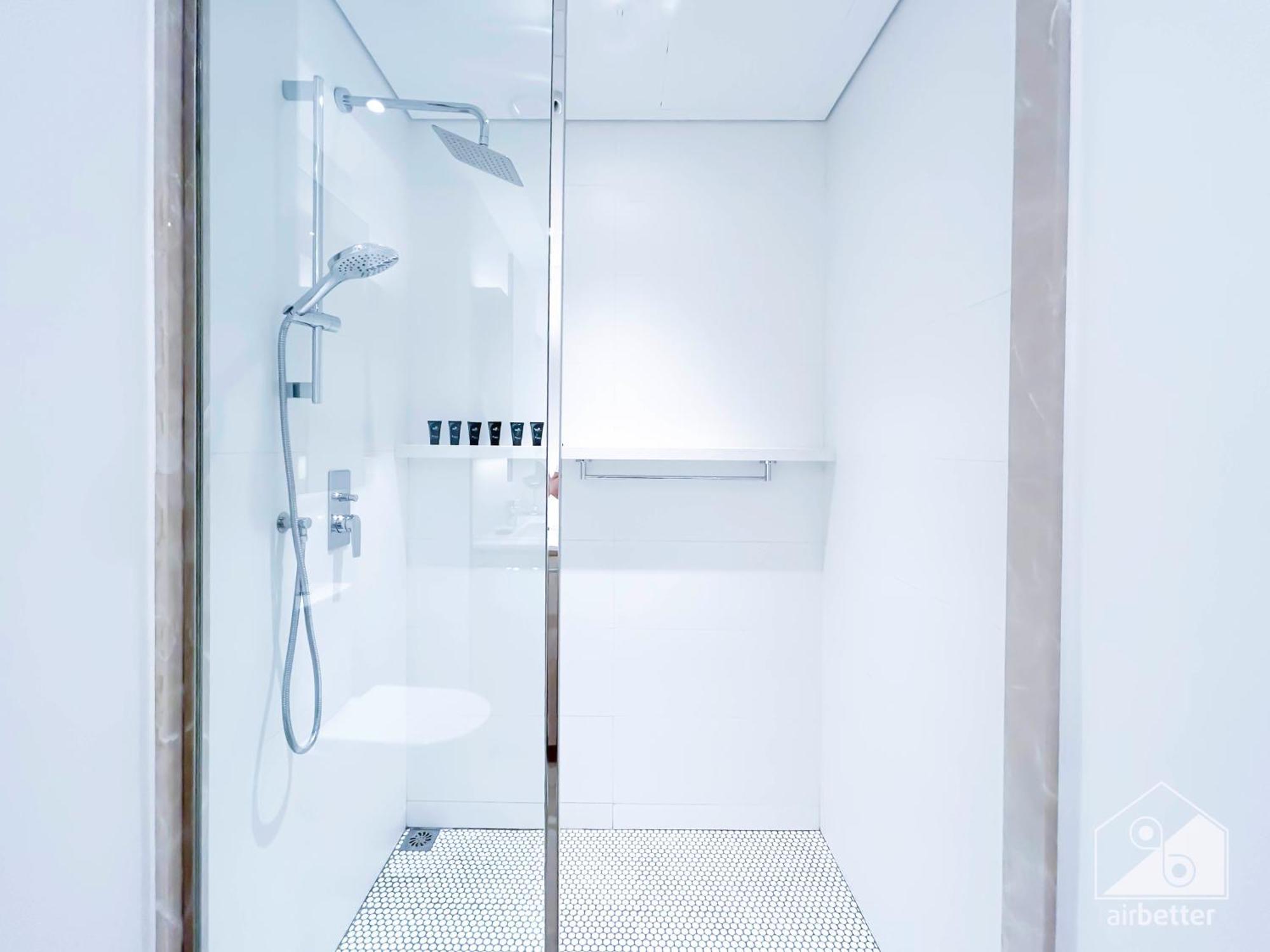 Sophisticated 1-bedroom In Belgravia 3 *