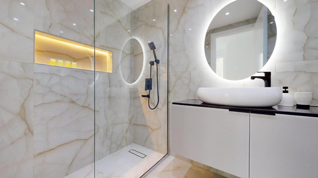 Yacht Bay Tower - Gorgeous Two Bedroom Dubai