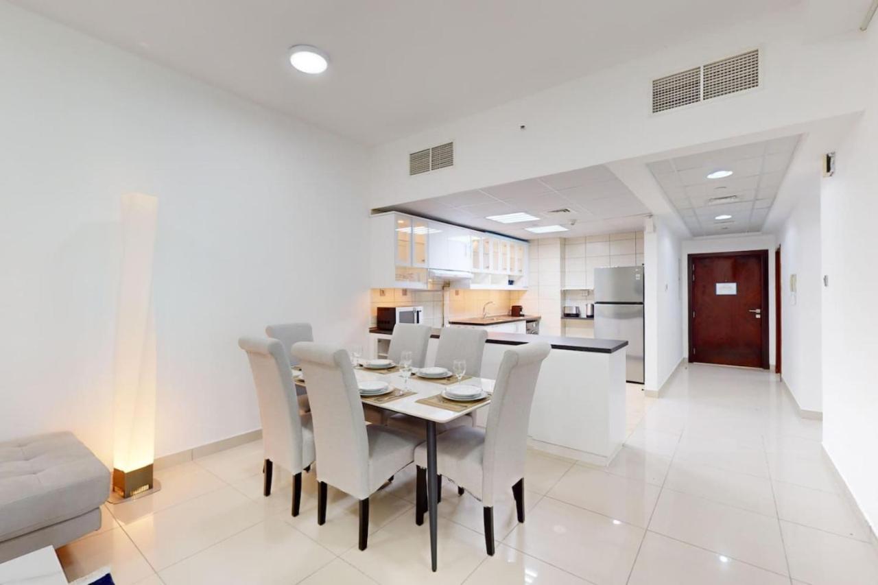 Marina Pinnacle - Serene Three Bedroom *