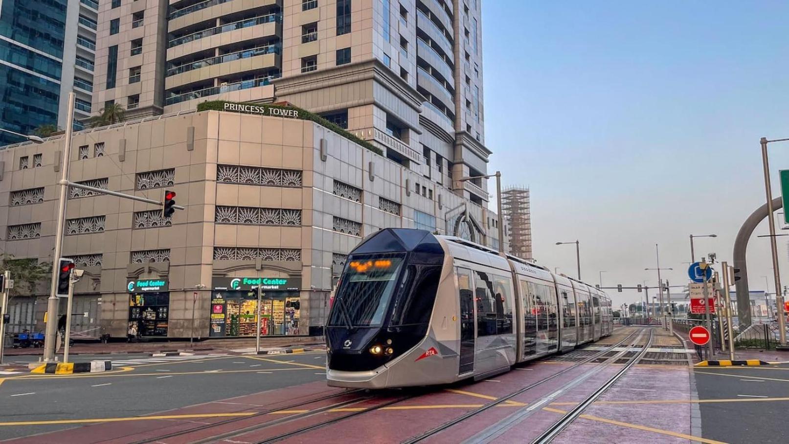 Charming Warm With Amazing Views Of The * Dubai