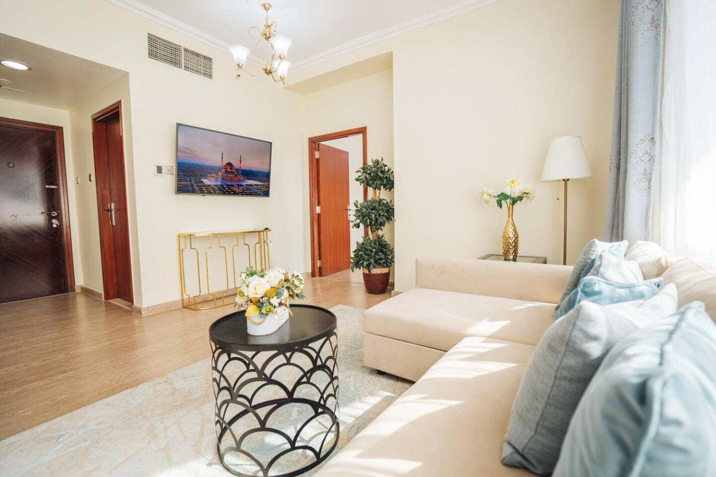 Stunning Palm Island And Arabian Sea Views On 67th *