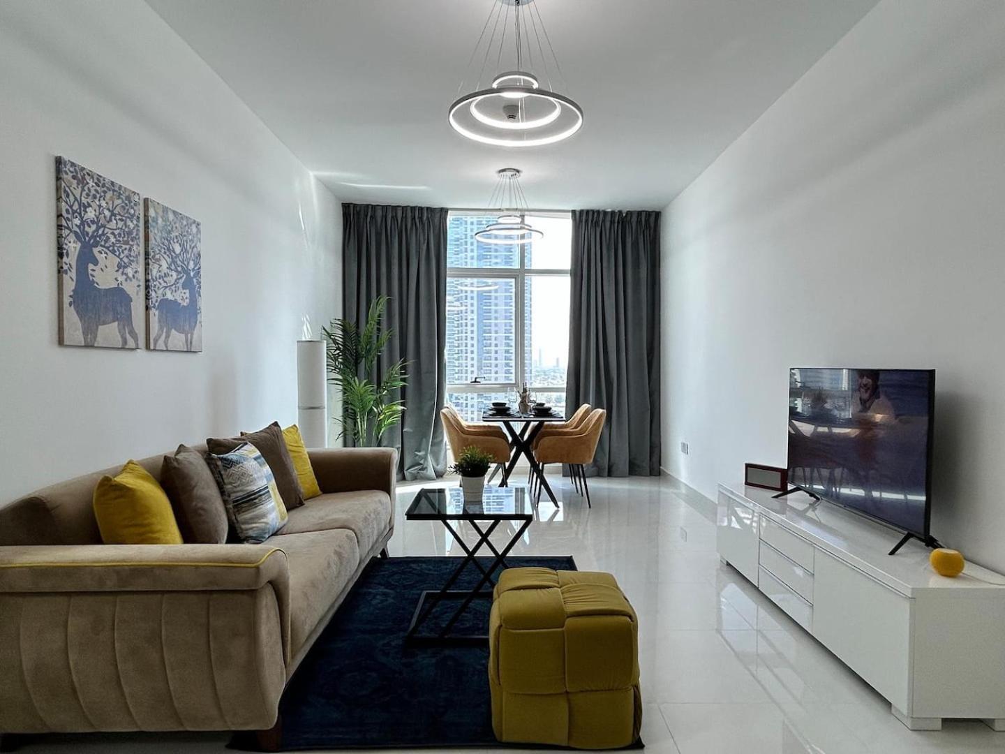 Charming One Bedroom In Marina Apartment Dubai