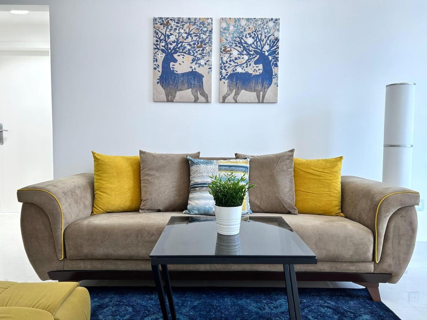 Apartment Charming One Bedroom In Marina *