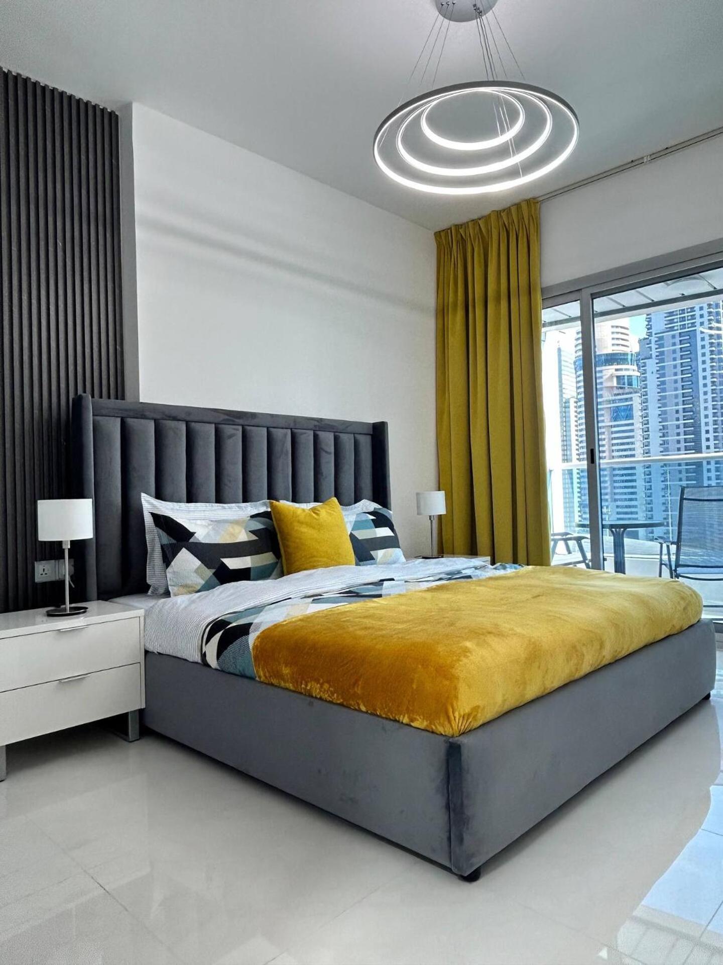 Apartment Charming One Bedroom In Marina